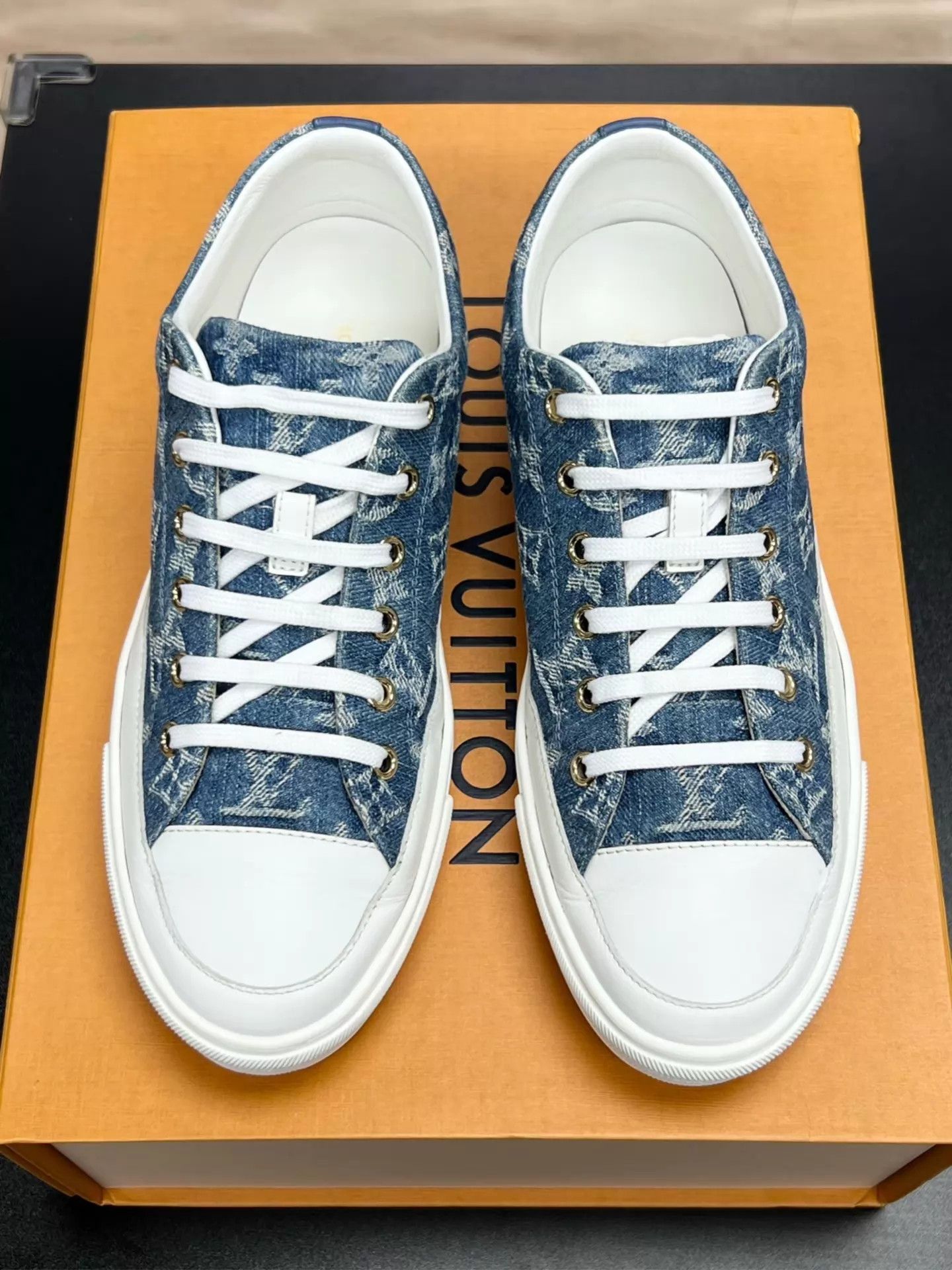 Louis Vuitton LV Stellar Denim Blue Low-Top Sneakers 39 Size US 8 / IT 38 - 3 Thumbnail