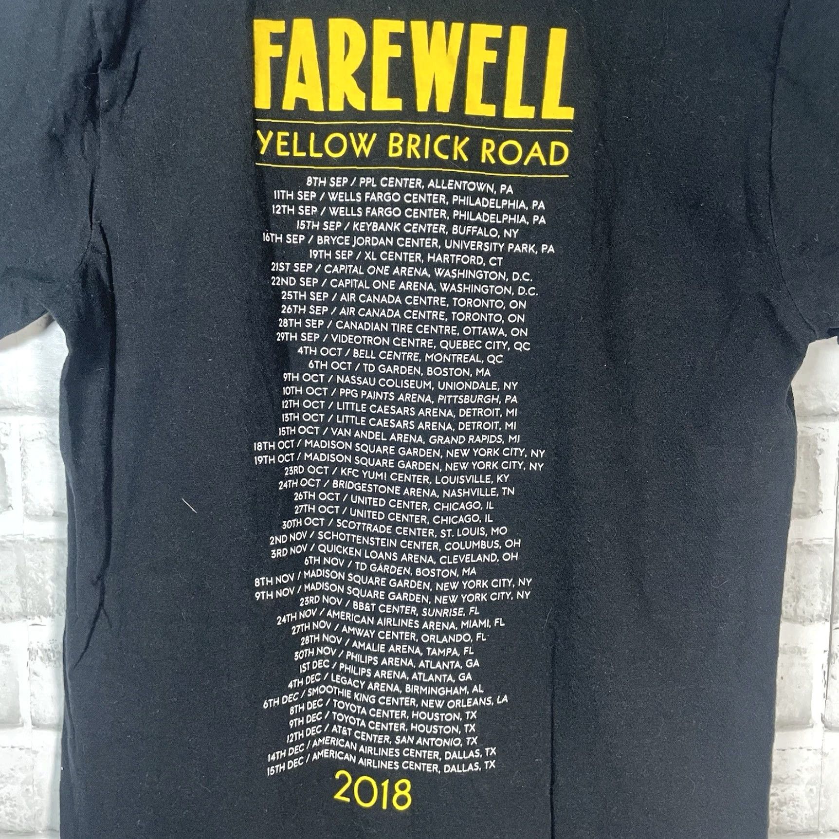 Vintage Elton John Tour Tee 2018 Black Graphic T-Shirt Mens Size S 100% Cotton Size US S / EU 44-46 / 1 - 7 Thumbnail