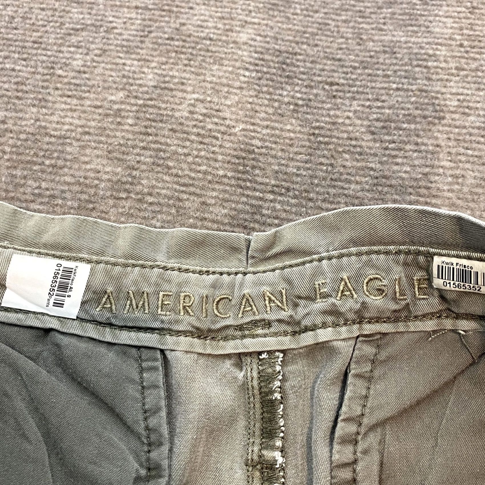 American Eagle Outfitters VINTAGE? No. Size 28" / US 6 / IT 42 - 6 Thumbnail