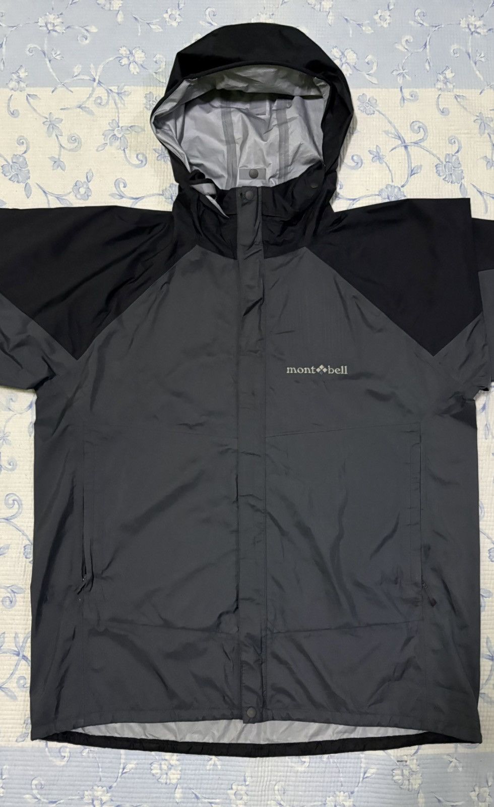 Montbell Montbell Light Hoodie Jacket Size US L / EU 52-54 / 3 - 4 Thumbnail