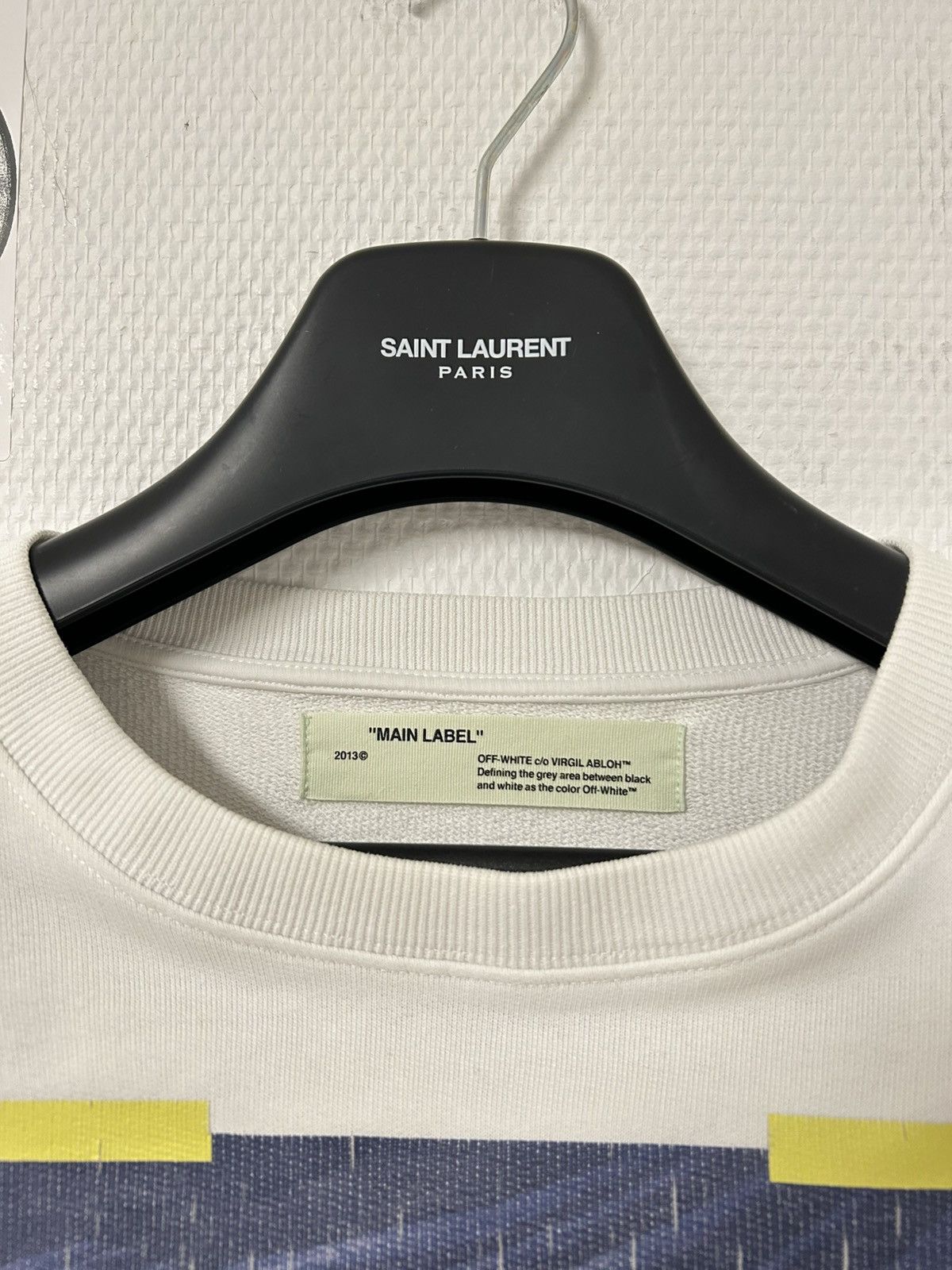 Off-White FW2017 “Seeing Things” Caravaggio Crewneck Size US M / EU 48-50 / 2 - 2 Thumbnail