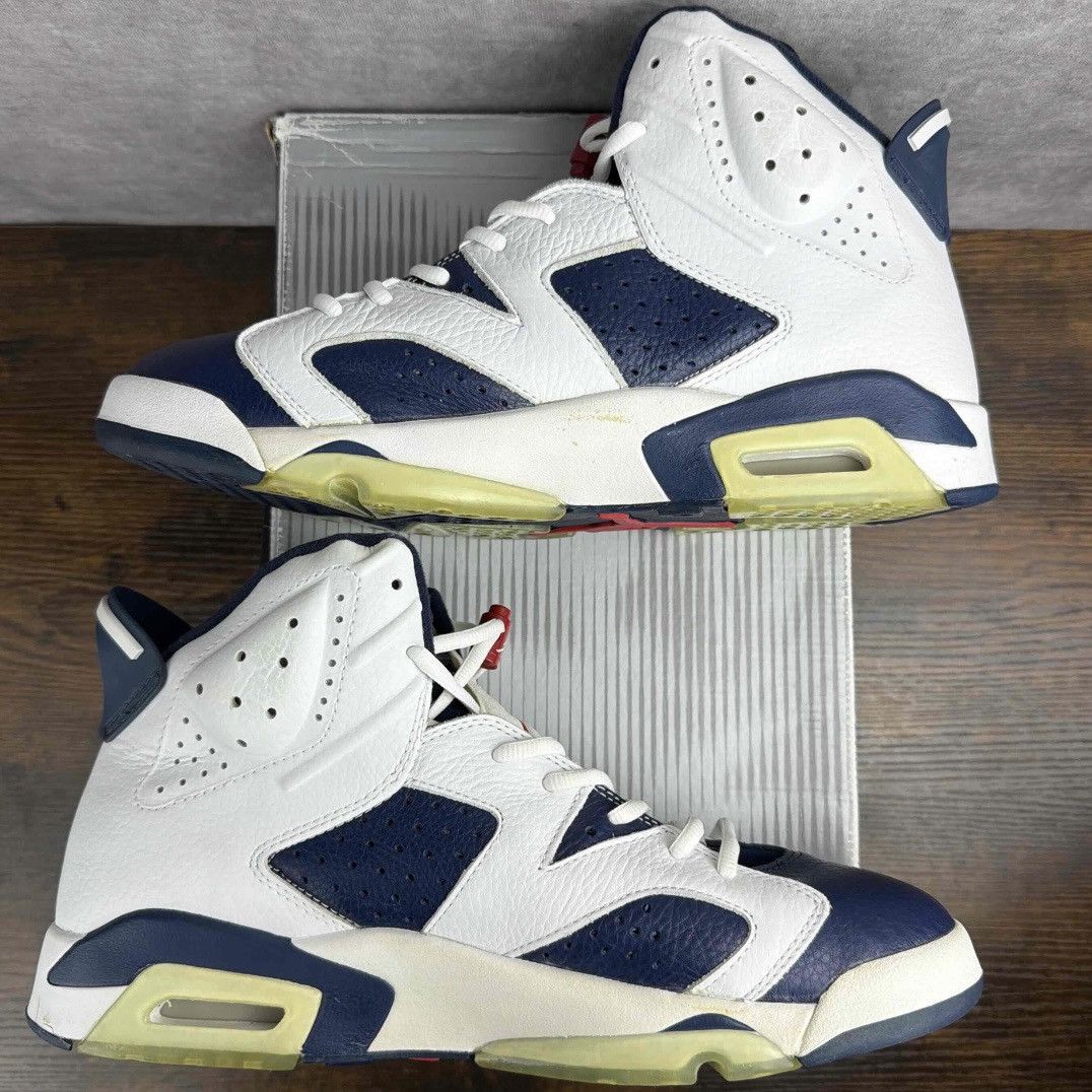 Jordan Brand NEW Vintage Air Jordan 6 Retro+ Olympic 2000 12.5 136038-461 Size US 12.5 / EU 45-46 - 4 Thumbnail