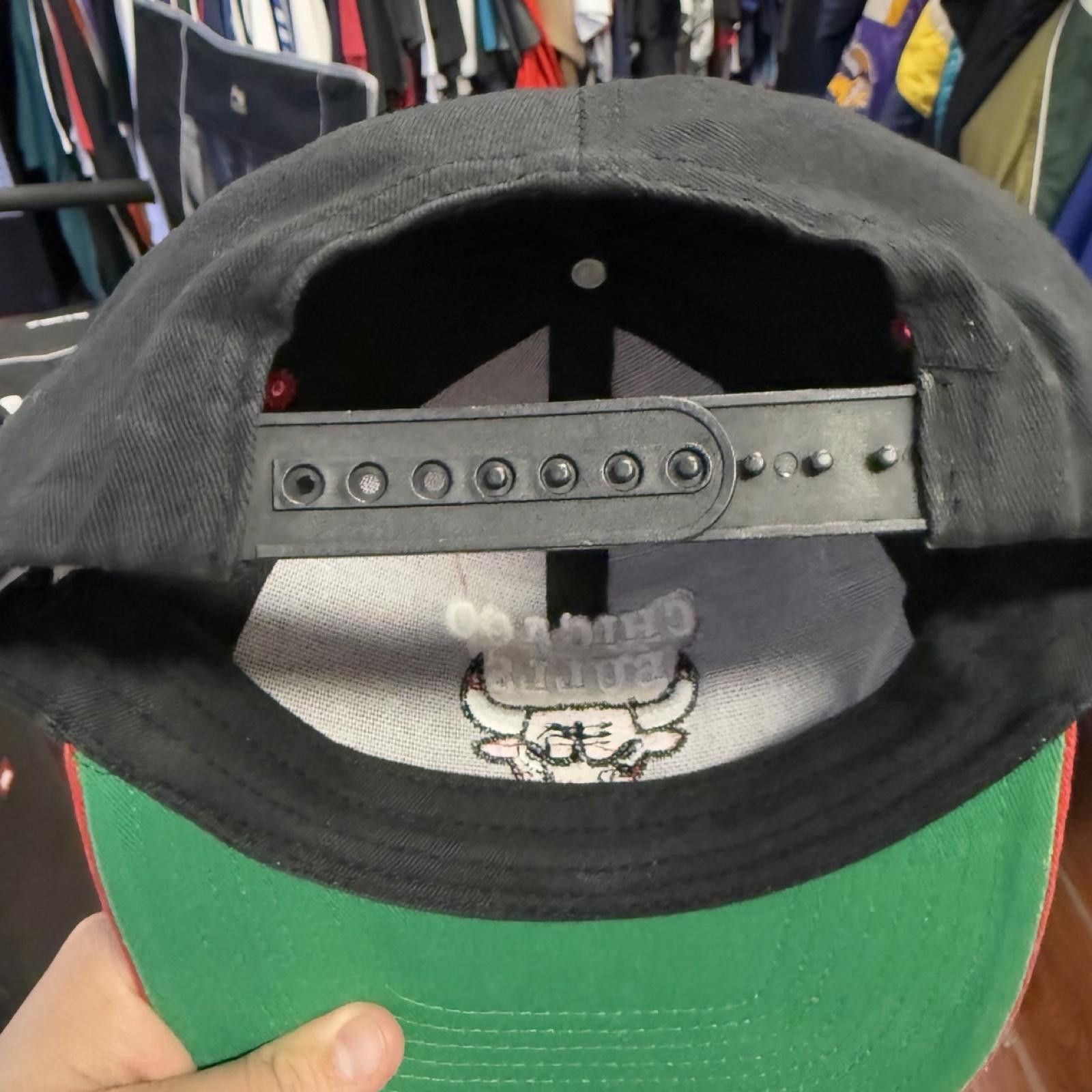 NBA Chicago Bulls Vintage Snapback Hat Size ONE SIZE - 5 Thumbnail