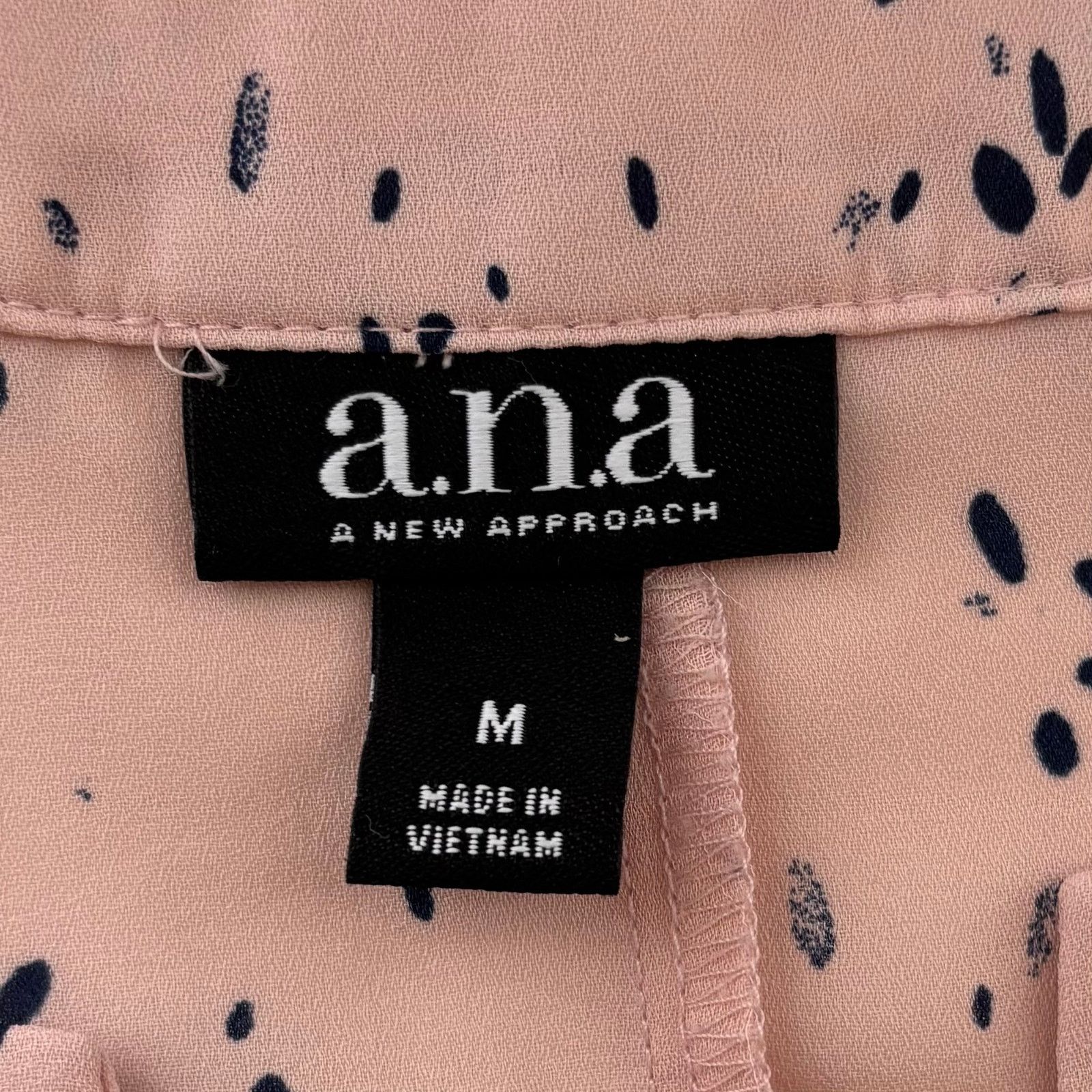 Other a.n.a Pink Splatter Dot V-Neck Long Sleeve Ruffle Hem Blouse Size M / US 6-8 / IT 42-44 - 4 Thumbnail