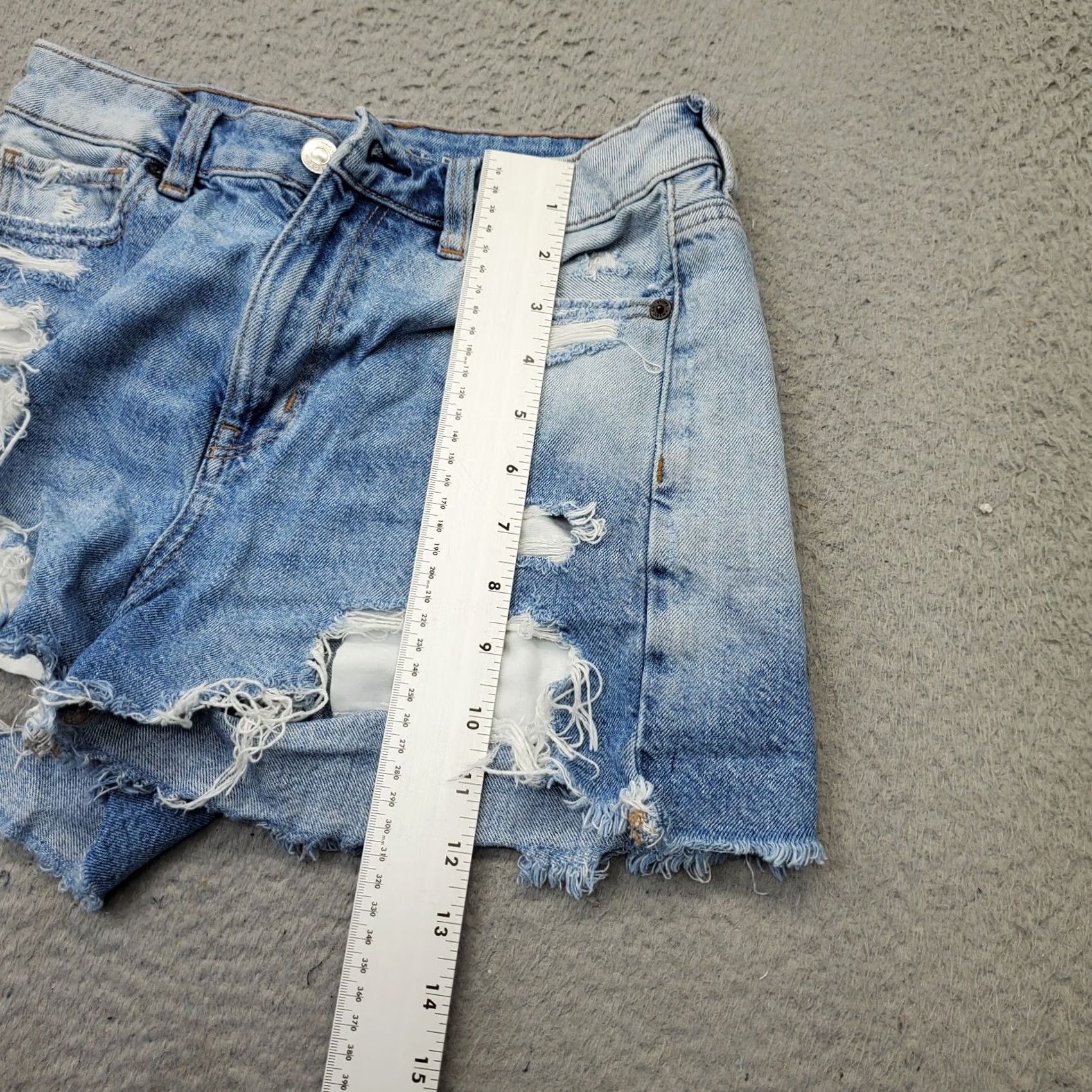 American Eagle Outfitters American Eagle Outfitters Womens 2 Blue Denim 5-Pocket Design Mom Shorts Size 26" / US 2 / IT 38 - 4 Thumbnail