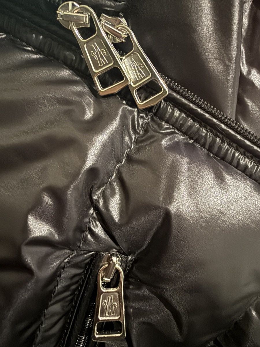 Moncler Moncler Gui Padded Down Gilet Size US L / EU 52-54 / 3 - 7 Thumbnail