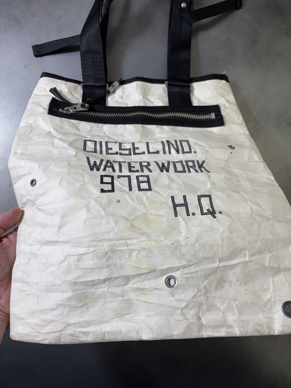 Diesel Diesel Paper Bag Waxed Tote Bag Y2K Crinkle Texture Purse Size ONE SIZE - 11 Thumbnail