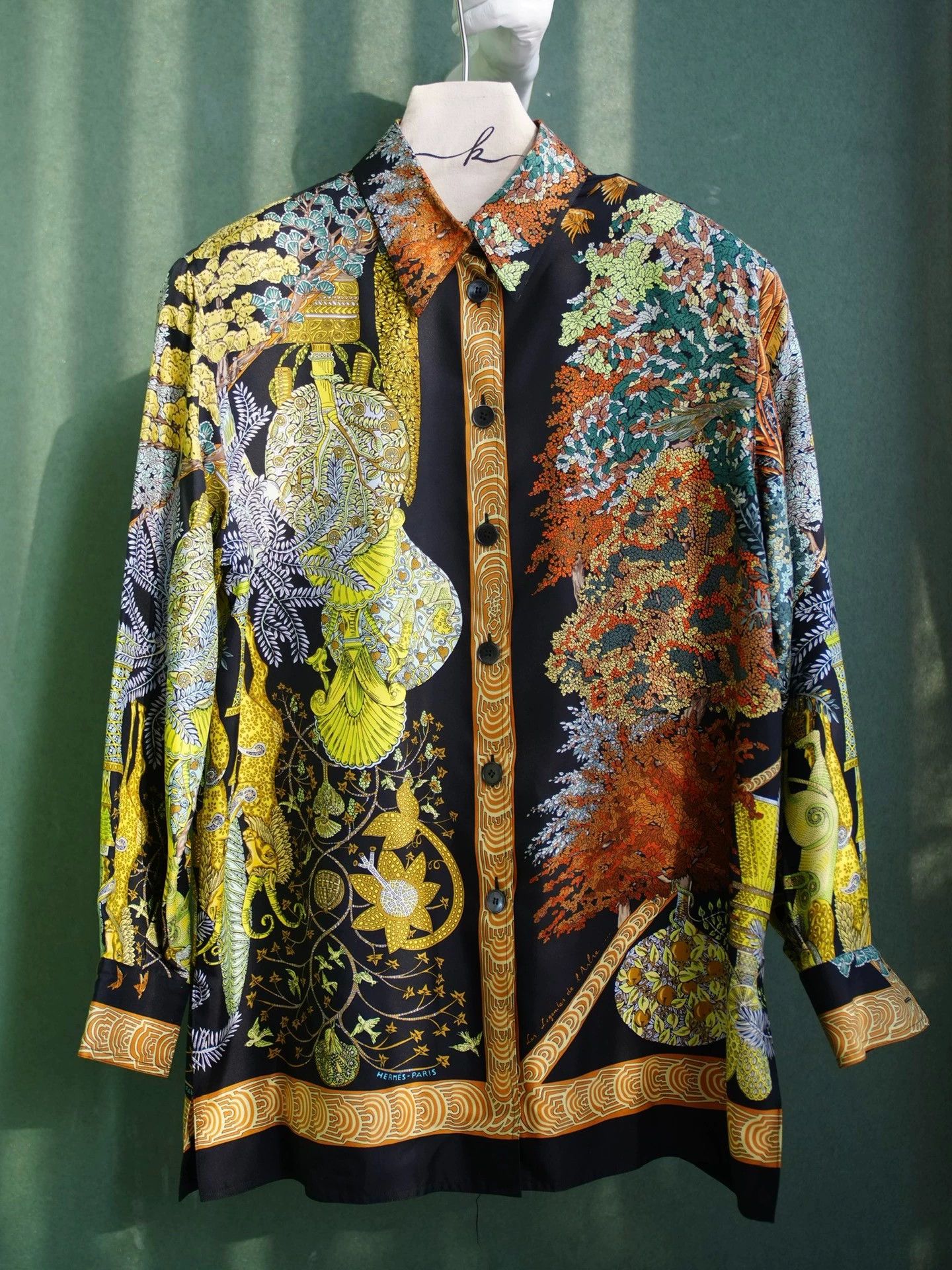 Hermes Hermes Vintage Jungle Legend Silk Shirt Black Oversized Size M / US 6-8 / IT 42-44 - 2 Thumbnail