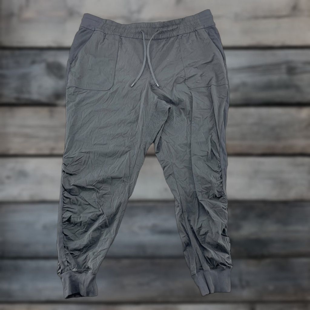 Lululemon Lululemon Dance Studio Pants Womens 20 Grey Striped Drawstring Jogger Tapered 28in Inseam Pockets Easy Care Elastic Waist Plus Size Size 42" / US 20 - 1 Thumbnail