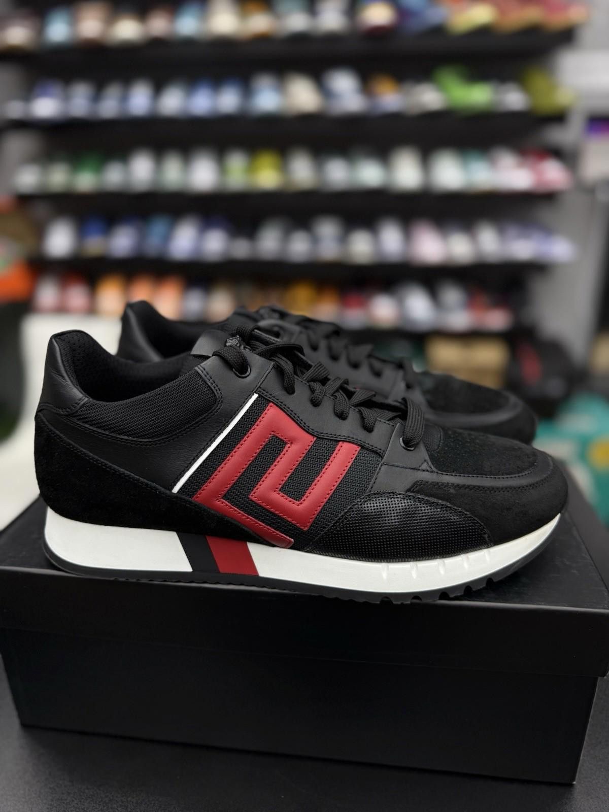 Versace Size 44EU/11US - Versace Sports Shoes Men’s Quick Shipping Size US 11 / EU 44 - 1 Thumbnail