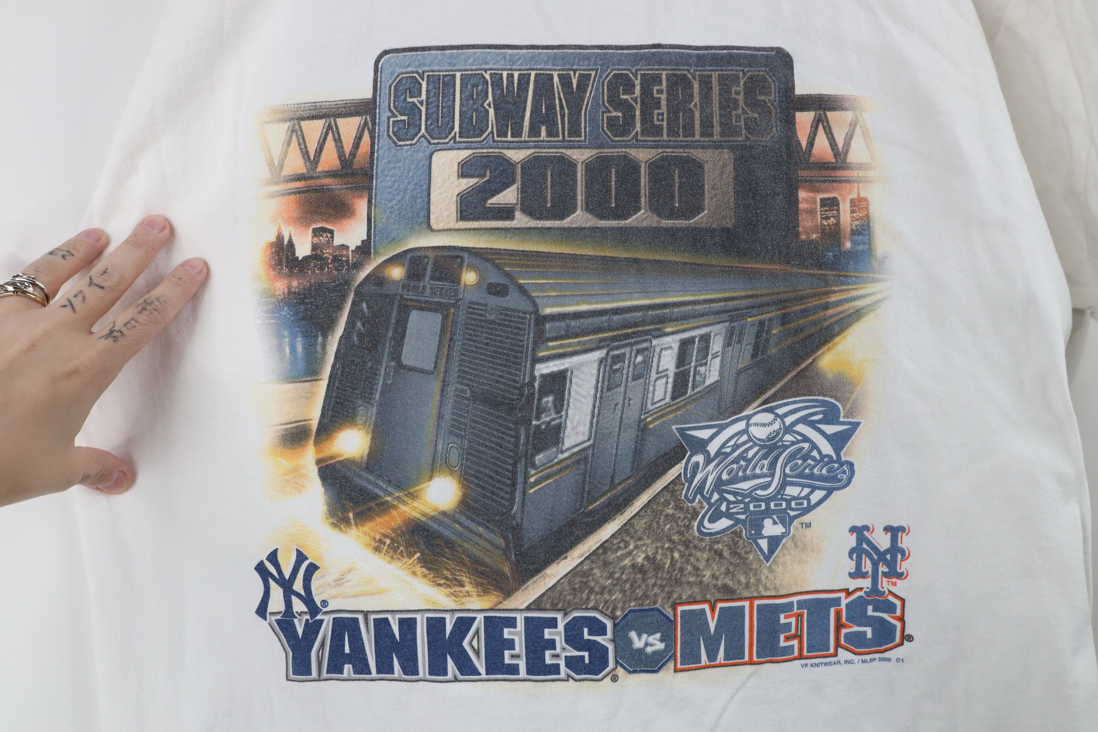 Vintage Vintage New York Yankees New York Mets Baseball T-Shirt Size US XL / EU 56 / 4 - 4 Thumbnail