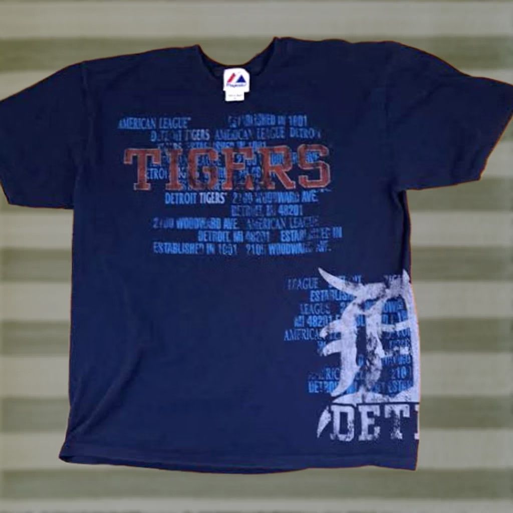 Vintage Majestic Detroit Tigers Baseball T-Shirt XL Blue Mens Regular X-Large American League Classic Sports Size US XL / EU 56 / 4 - 1 Thumbnail