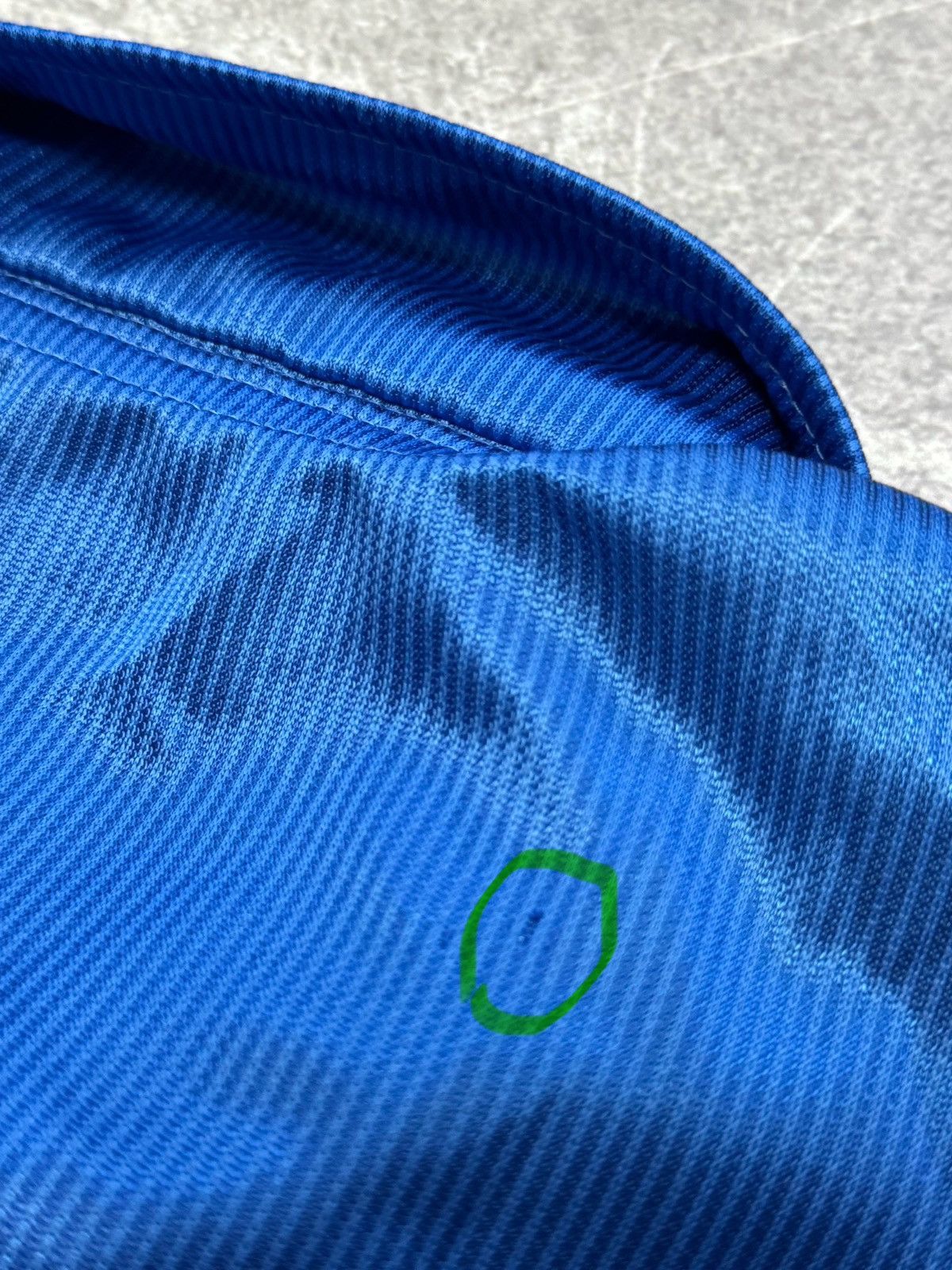 Nike 1997 Nike Vintage Italy Oversize Soccer Jersey Polo Y2K Size US M / EU 48-50 / 2 - 21 Thumbnail