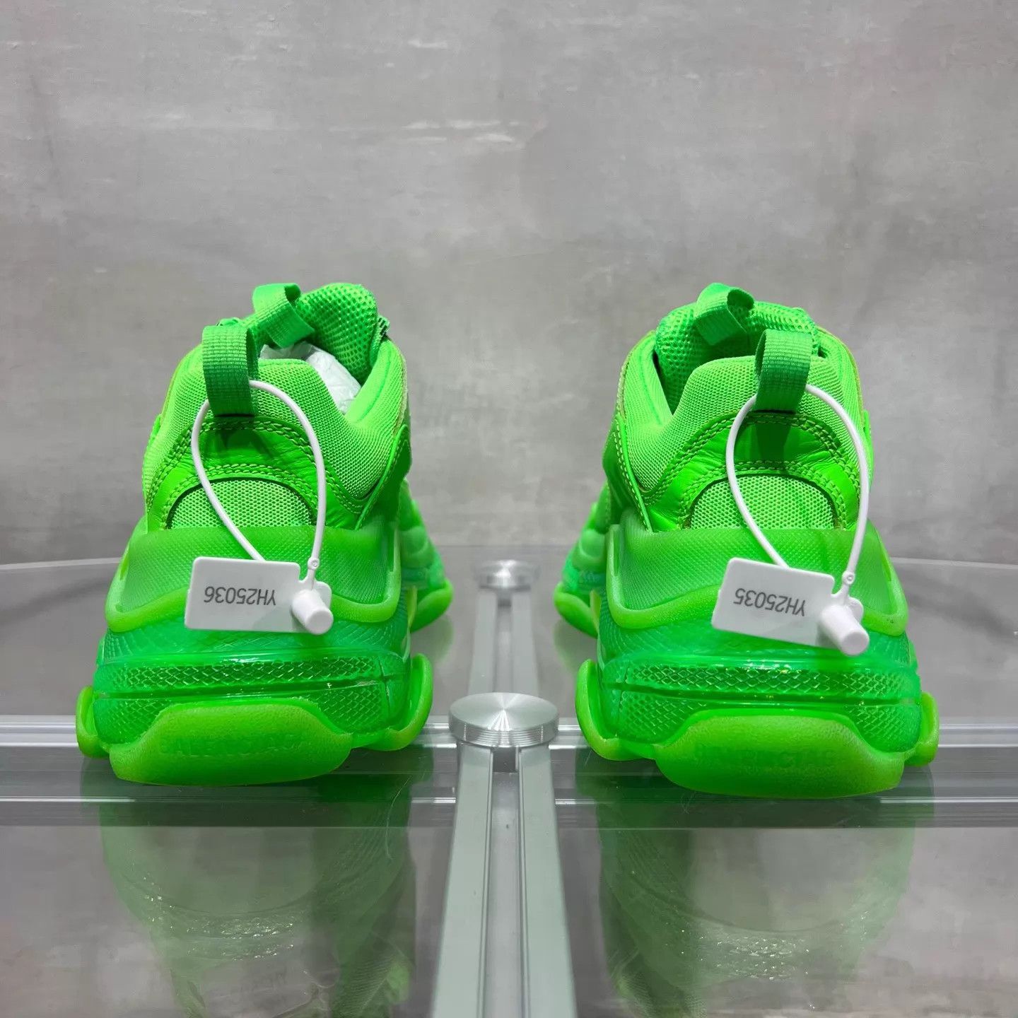 Balenciaga Balenciaga Triples Neon Green Women's 37 Size US 7 / IT 37 - 6 Thumbnail