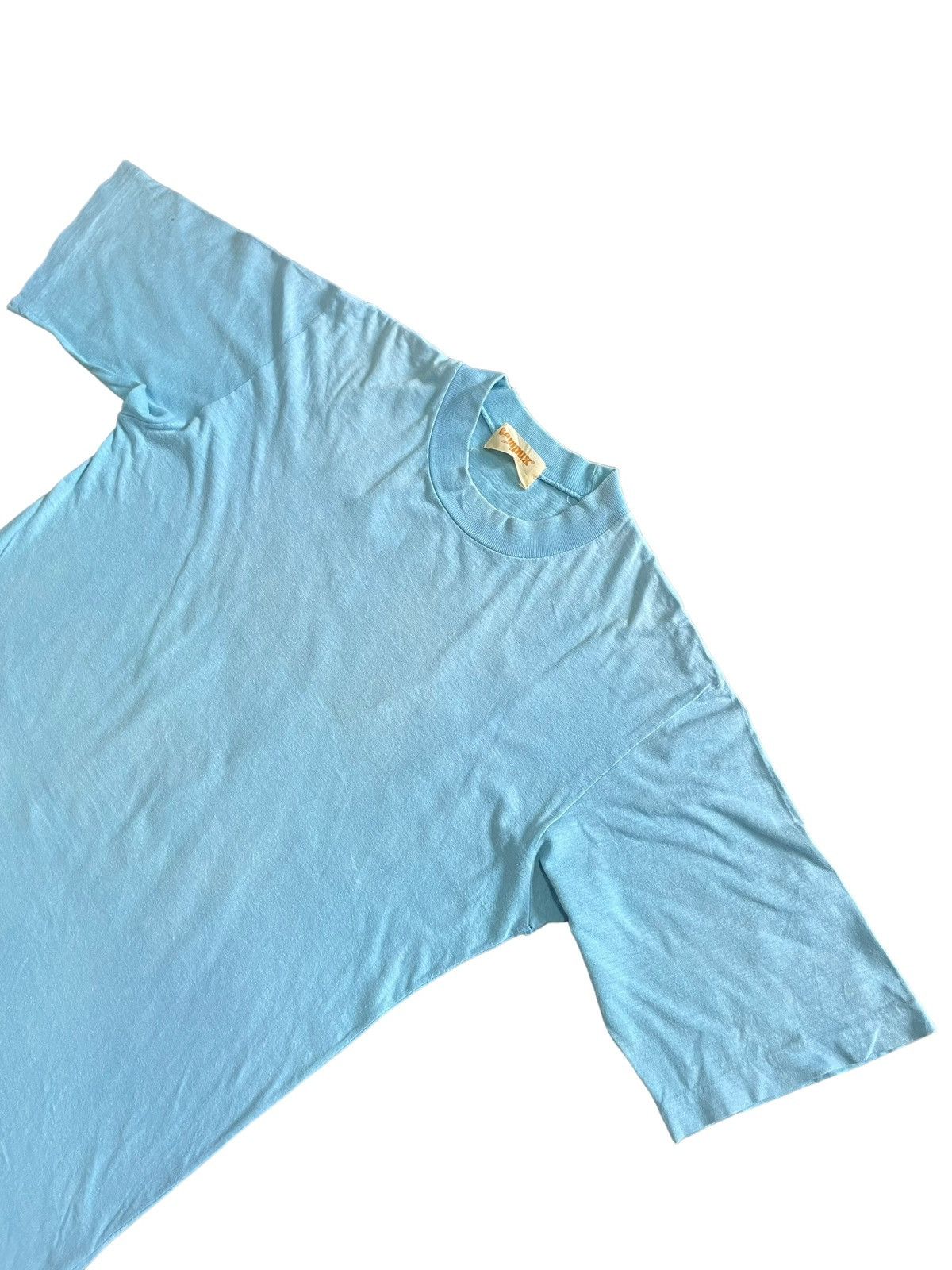 Vintage Vintage Rainbow Surfers Hawaii Tshirt Size US M / EU 48-50 / 2 - 4 Thumbnail