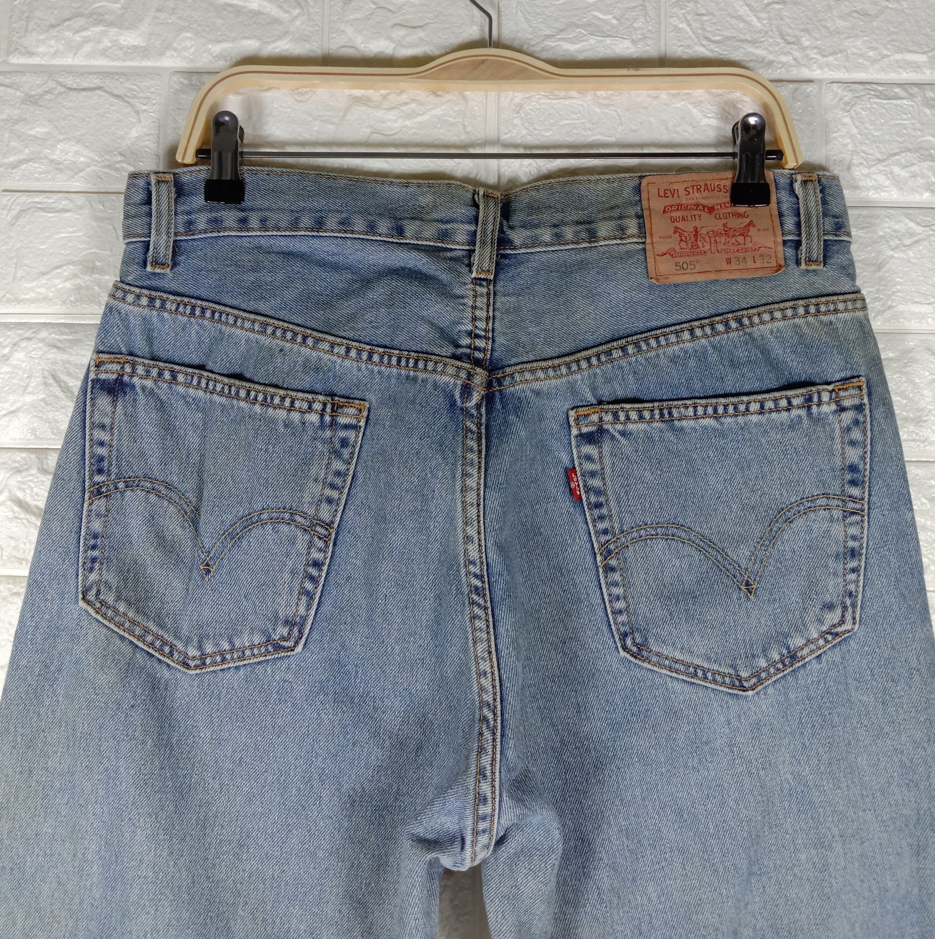 Levi's Vintage Levi's 505 Jeans Regular Fit Light Wash Denim Size US 34 / EU 50 - 6 Thumbnail