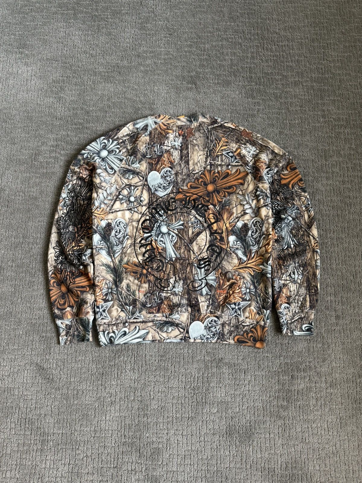 Chrome Hearts NOCTA DRAKE CAMO HORSESHOE CREWNECK SWEATSHIRT Size US M / EU 48-50 / 2 - 2 Thumbnail