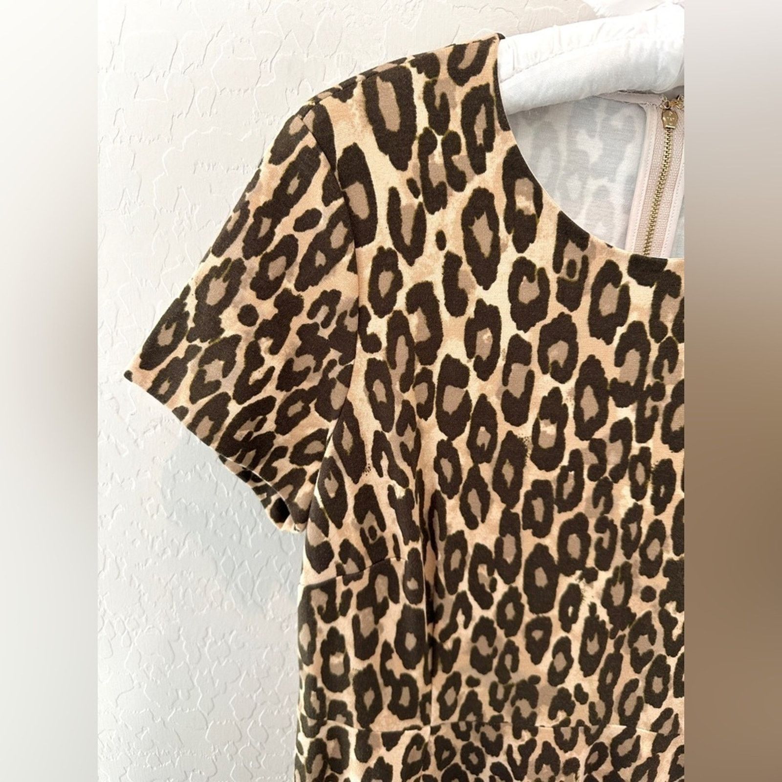 Kate Spade KATE SPADE Cheetah Print Knit Skater Short Sleeve Mini Dress Size XL / US 12-14 / IT 48-50 - 2 Thumbnail