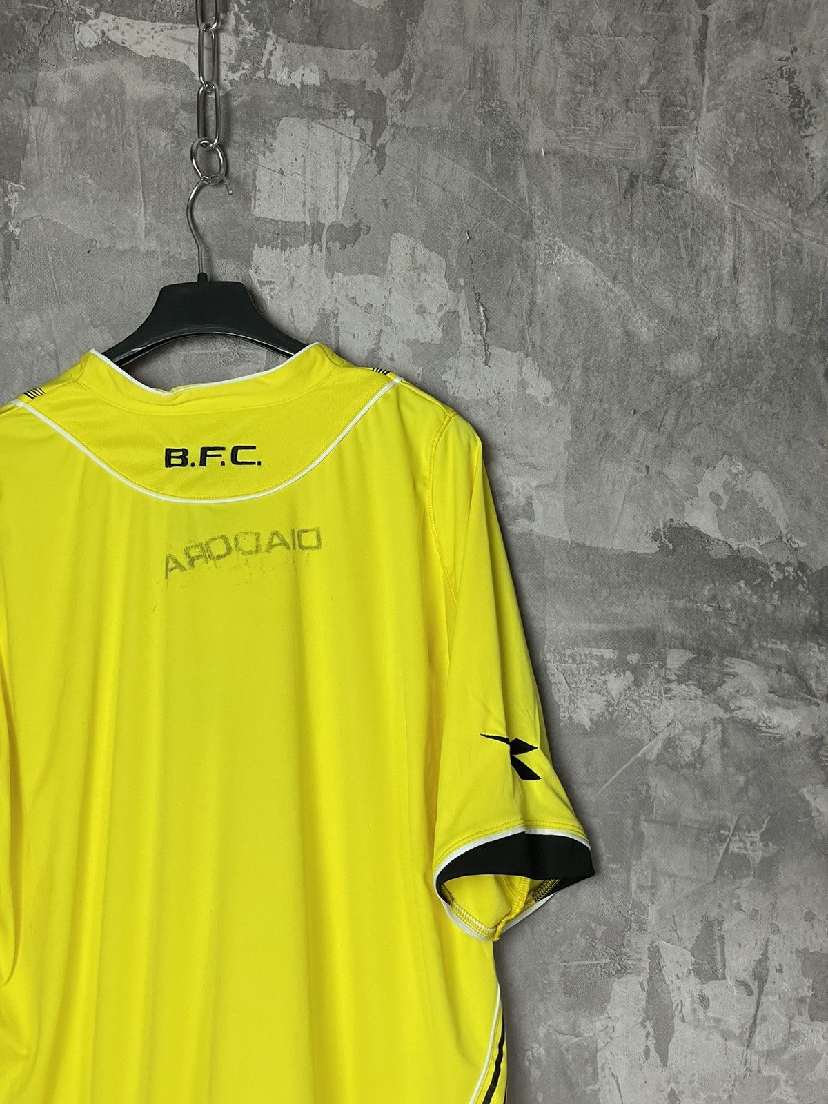 Diadora × Vintage BOAVISTA 2007 2008 Away Football Soccer Jersey Diadora Sz XL Size US XL / EU 56 / 4 - 12 Thumbnail