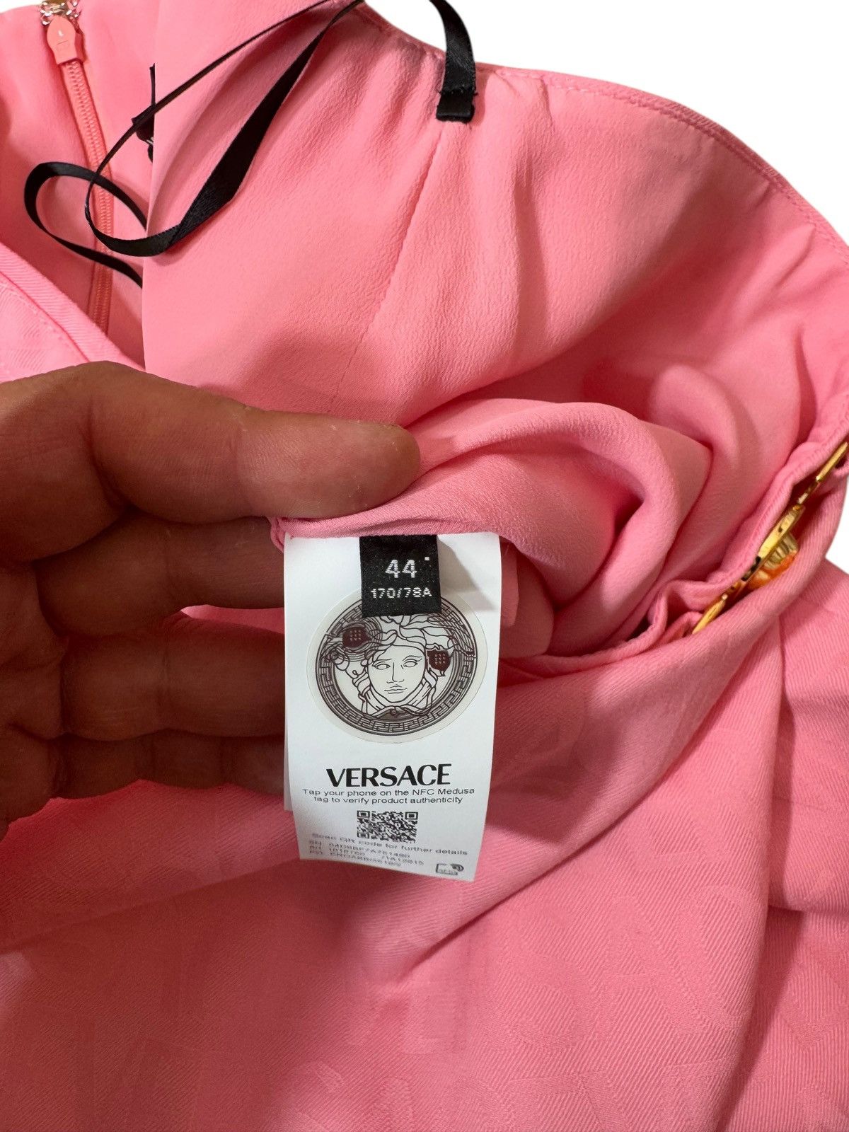 Versace Versace Pink Wool Skirt with Medusa Belt - Size 44 Size 30" / US 8 / IT 44 - 6 Thumbnail