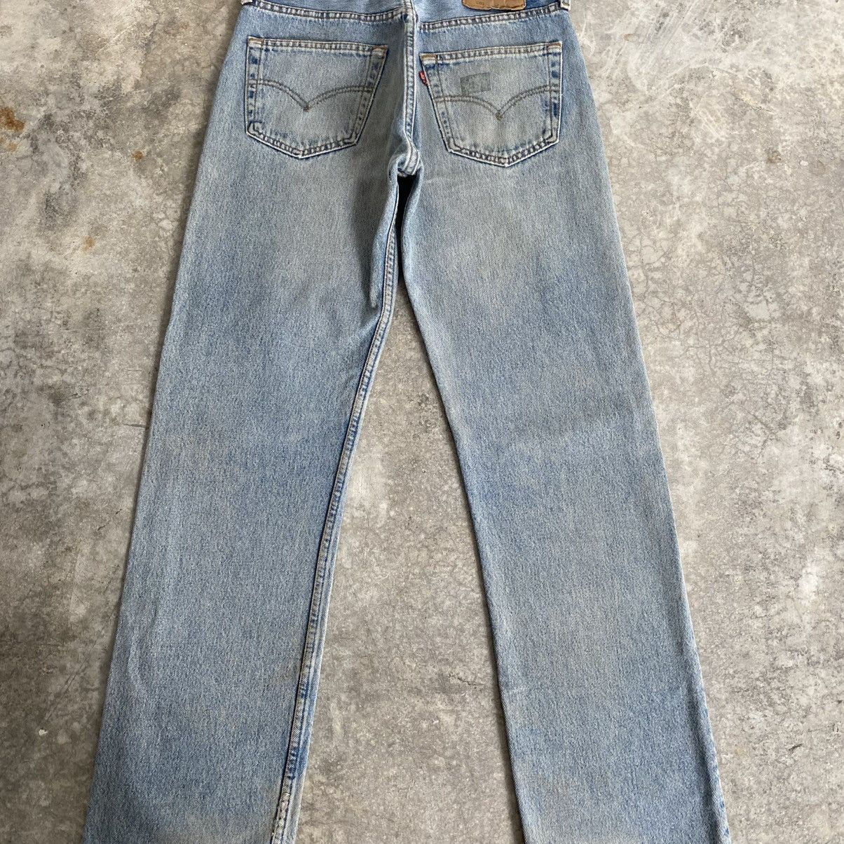 Levi's Vintage 1995 Levis 501 Faded Muddy Blue Denim Jeans Size US 30 / EU 46 - 17 Thumbnail
