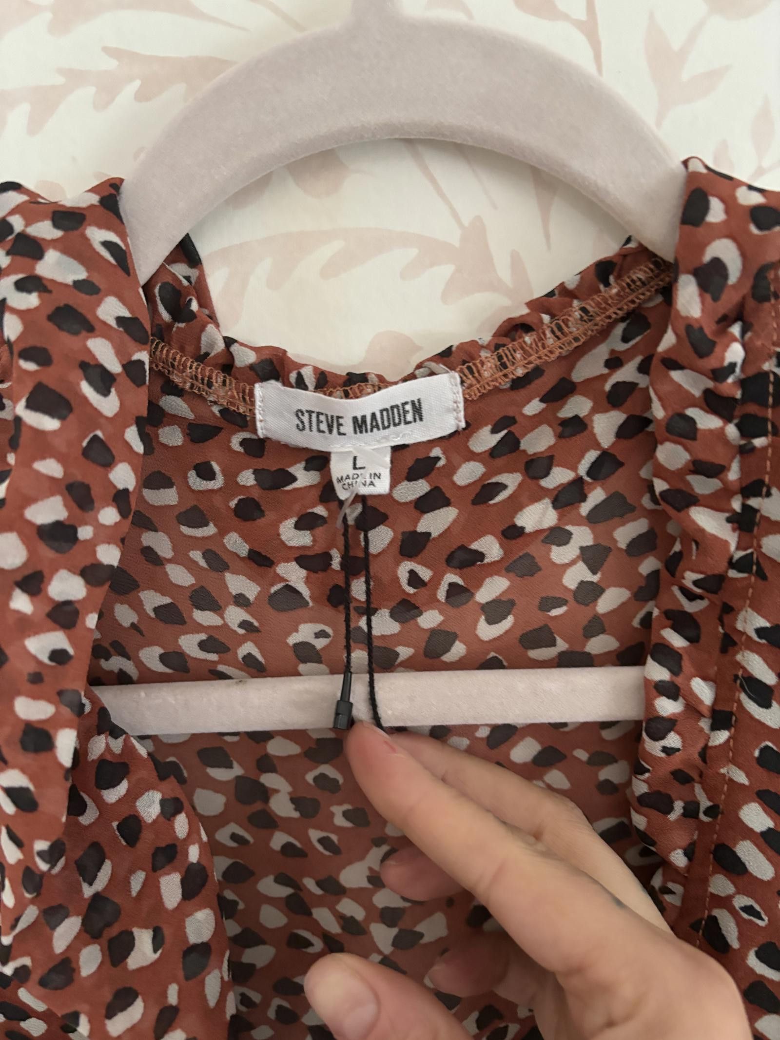 Steve Madden NWOT Steve Madden Women's Ruffled Blouse - Large Size L / US 10 / IT 46 - 2 Thumbnail