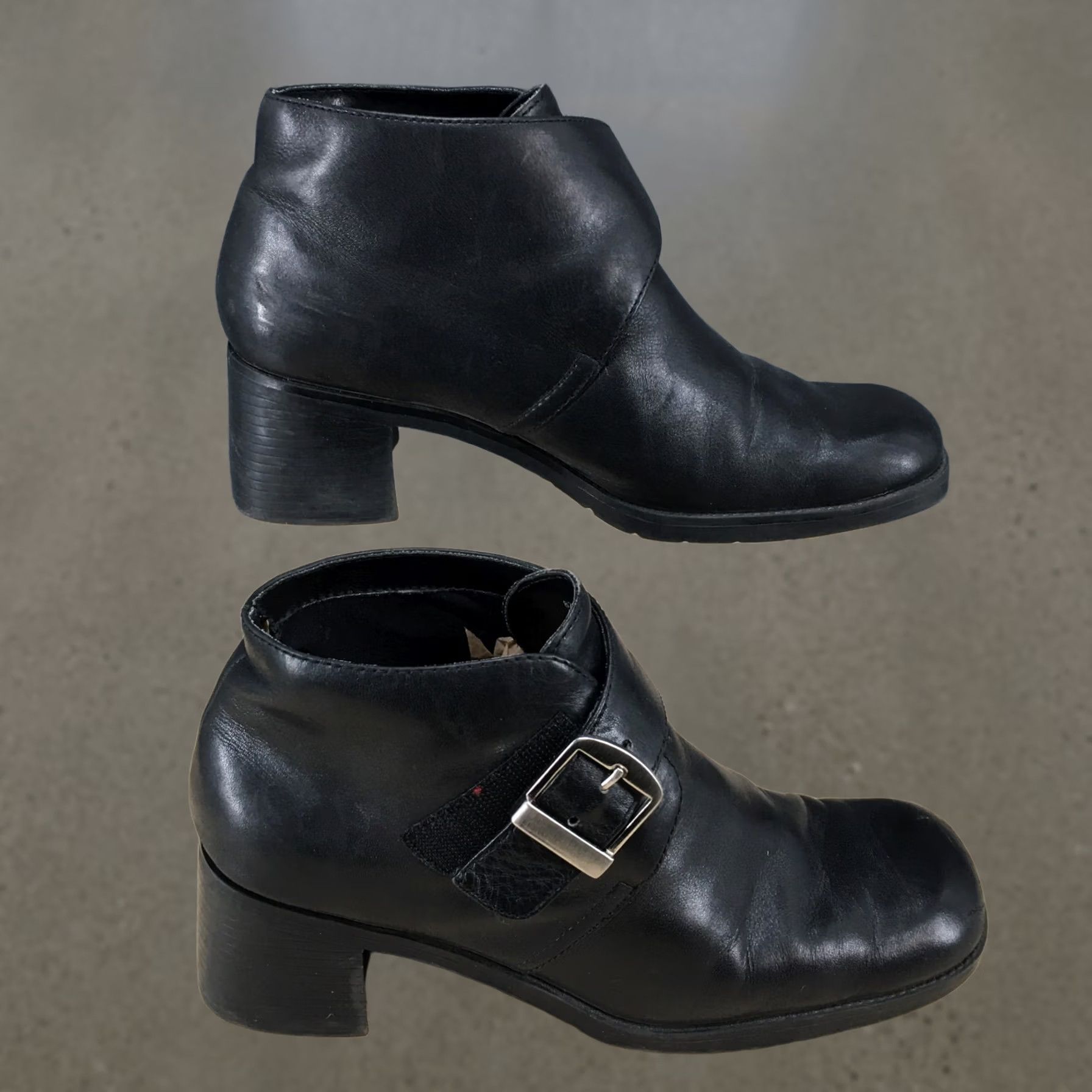 Vintage White Mountain Boots Womens 8 M Sandra Ankle Booties Black Leather Heel 2in Zip Casual Block Heel Bootie Mens Womens Size US 8 / IT 38 - 1 Thumbnail