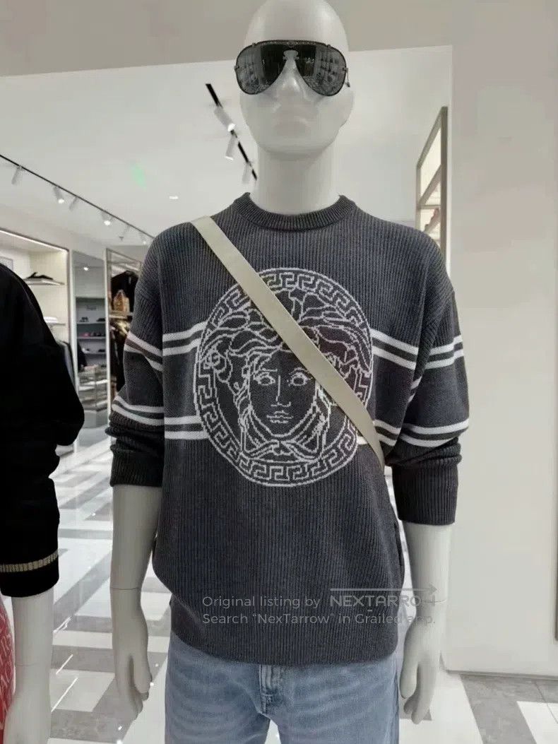 Versace Versace Wool knitted sweater Size US XXL / EU 58 / 5 - 8 Thumbnail