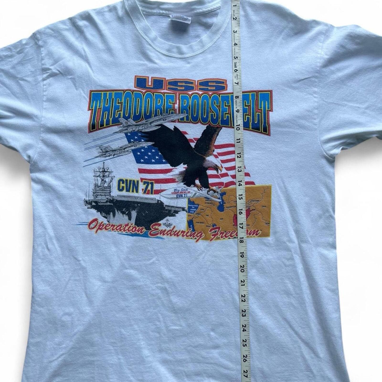 Hanes Vintage Hanes USS Theodore Roosevelt CVN-71 Operation Endur. Size US L / EU 52-54 / 3 - 8 Thumbnail