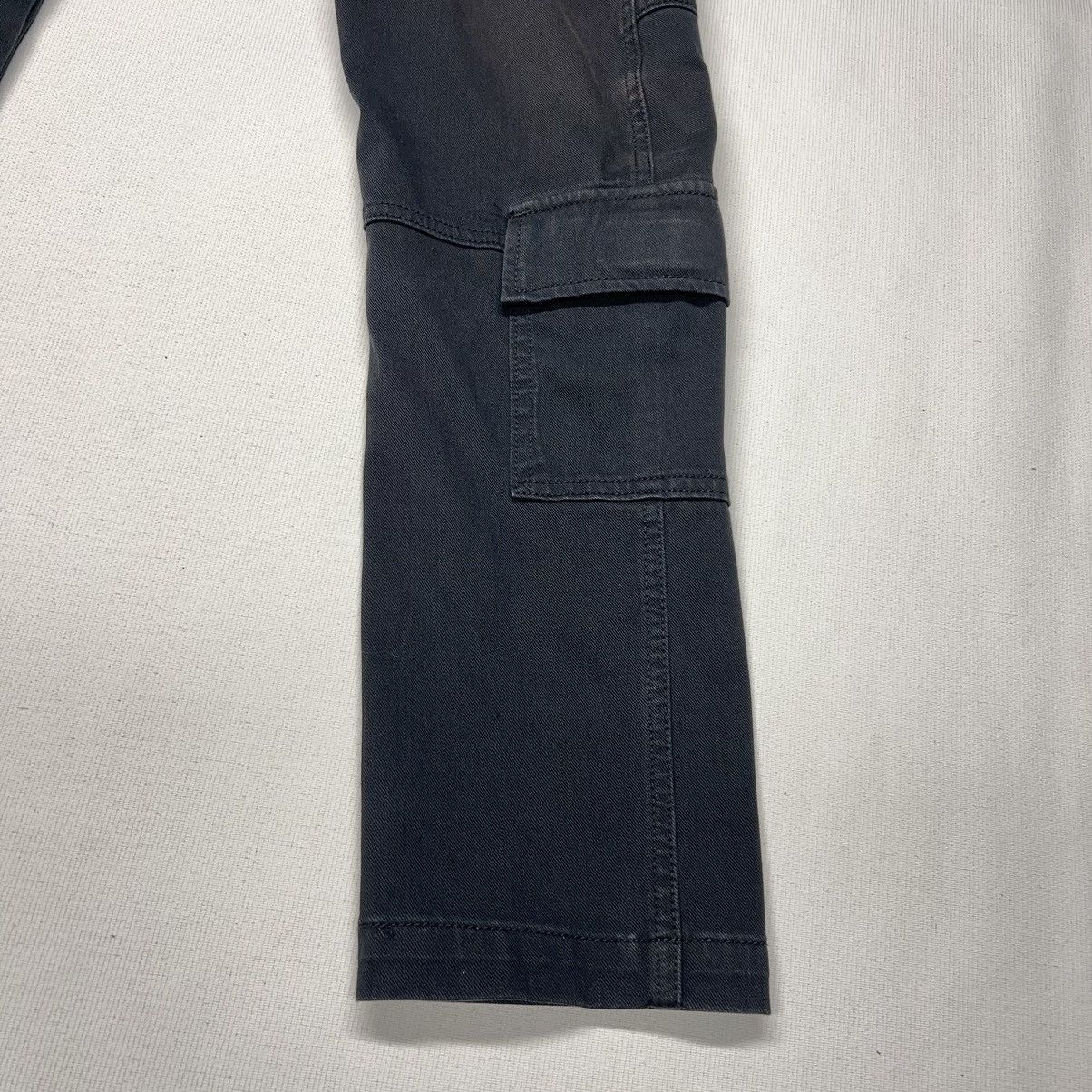 Levi's Levis Premium Cargo Pants Black Pocket Tactical Utility Y2K Size US 30 / EU 46 - 2 Thumbnail