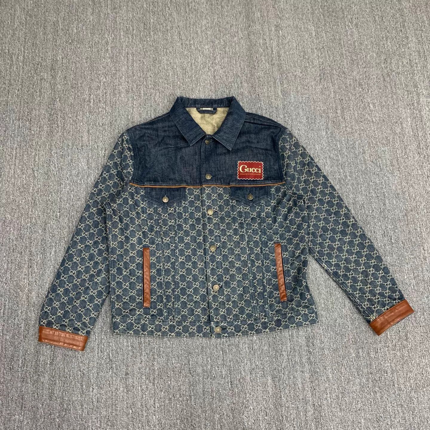 Gucci Gucci Blue GG All Over Denim Jacket 46 (98 New) Size US S / EU 44-46 / 1 - 1 Thumbnail