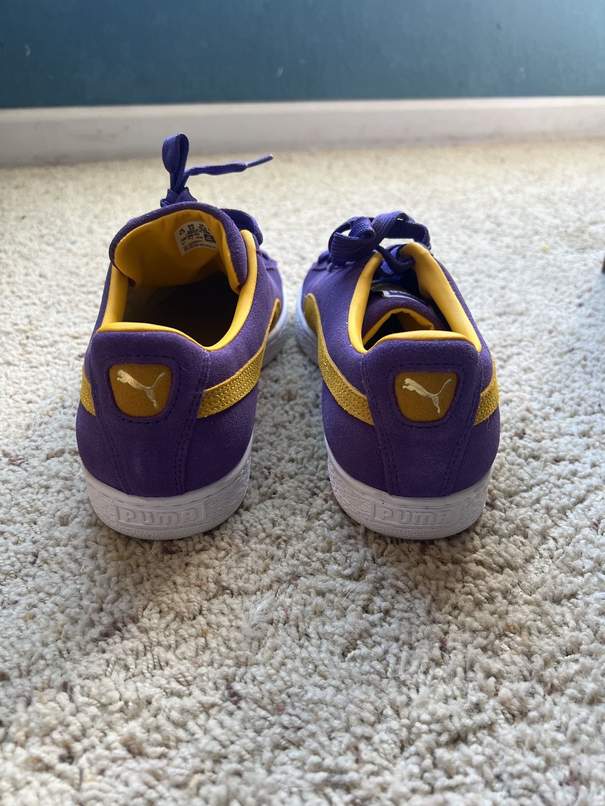 Puma Puma suede Los angles Lakers Size US 10.5 / EU 43-44 - 5 Thumbnail
