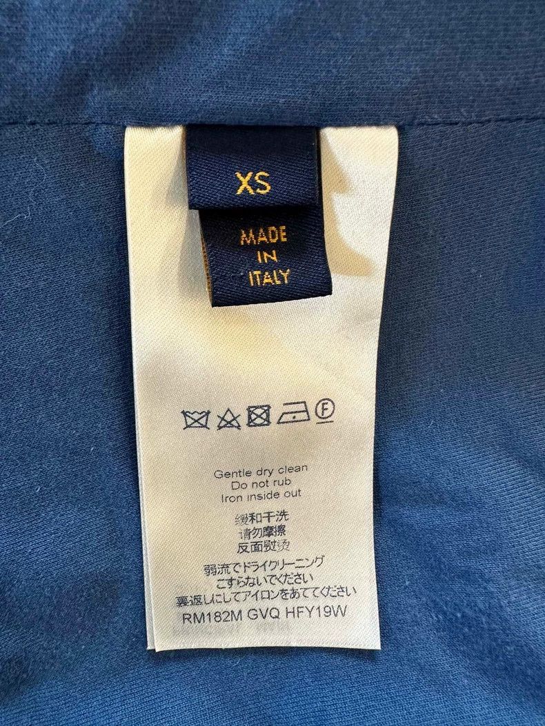 Louis Vuitton Louis Vuitton Full logo printed zip-up turtleneck velvet lo Size XS / US 0-2 / IT 36-38 - 4 Thumbnail