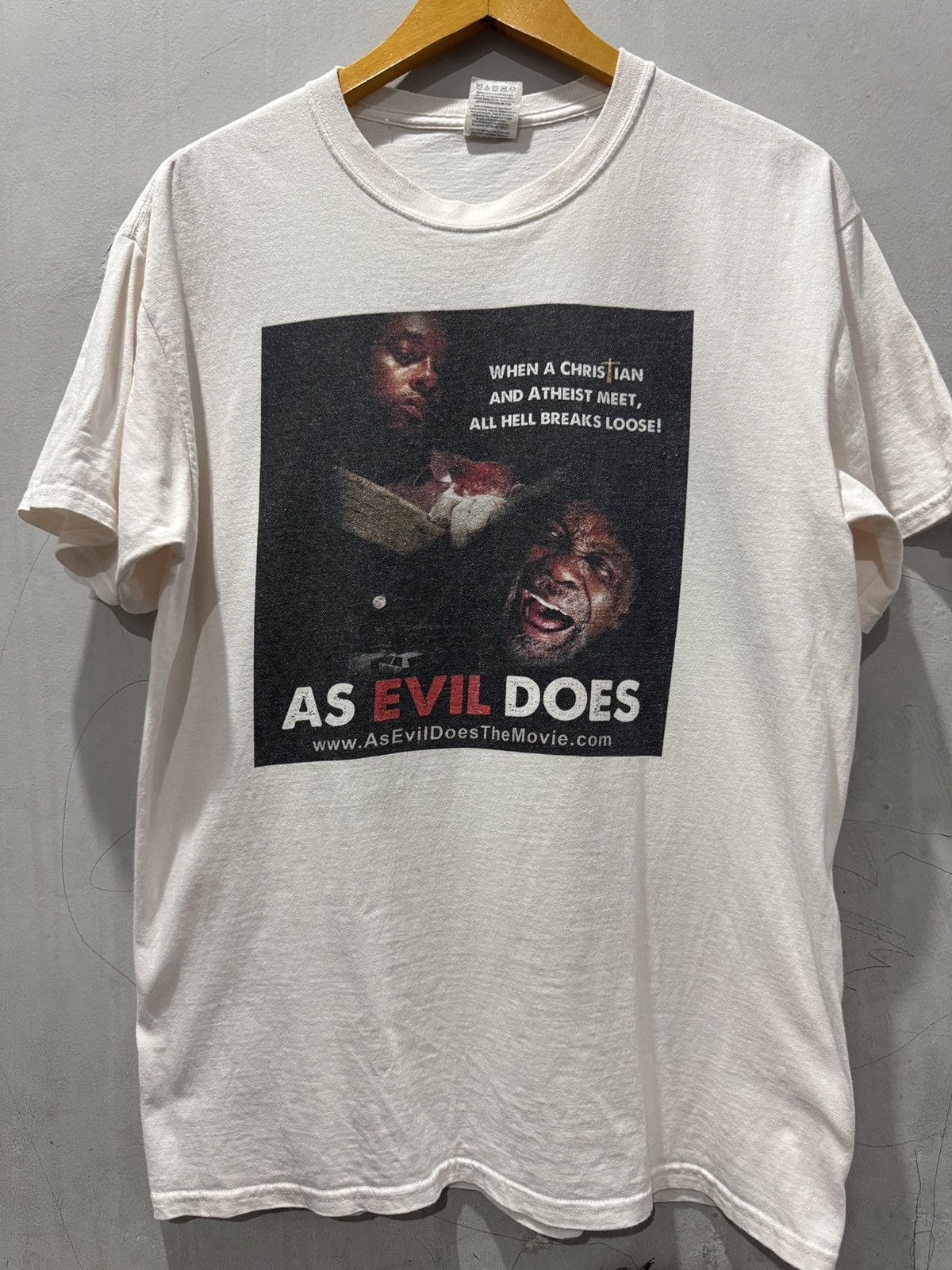 Vintage Movie Tee - As Evil Does Size US M / EU 48-50 / 2 - 1 Thumbnail