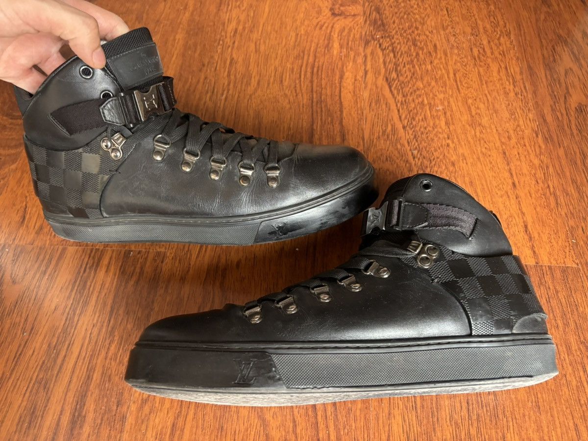 Louis Vuitton Louis Vuitton damier infini hi top leather sneakers Size US 10 / EU 43 - 4 Thumbnail