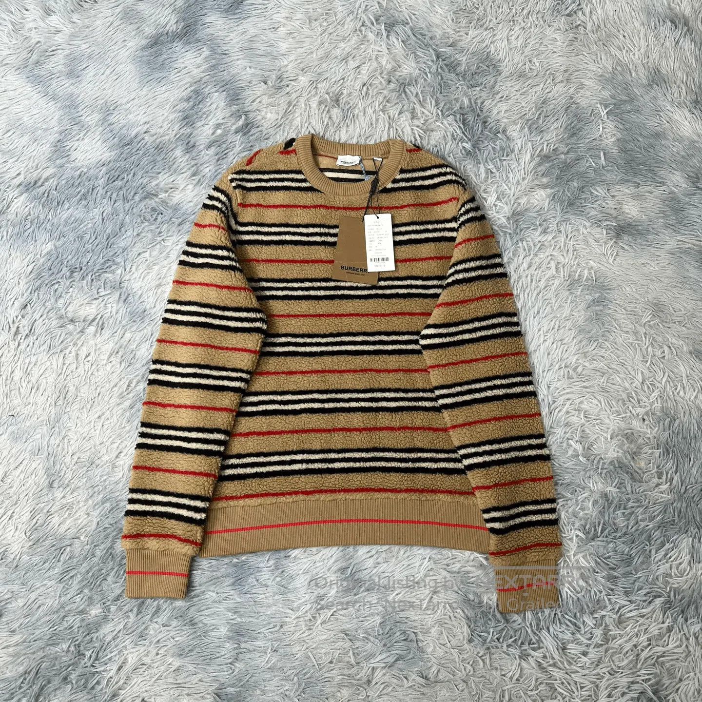 Burberry Burberry Fleece Sweatshirt XS. Size XS / US 0-2 / IT 36-38 - 1 Thumbnail