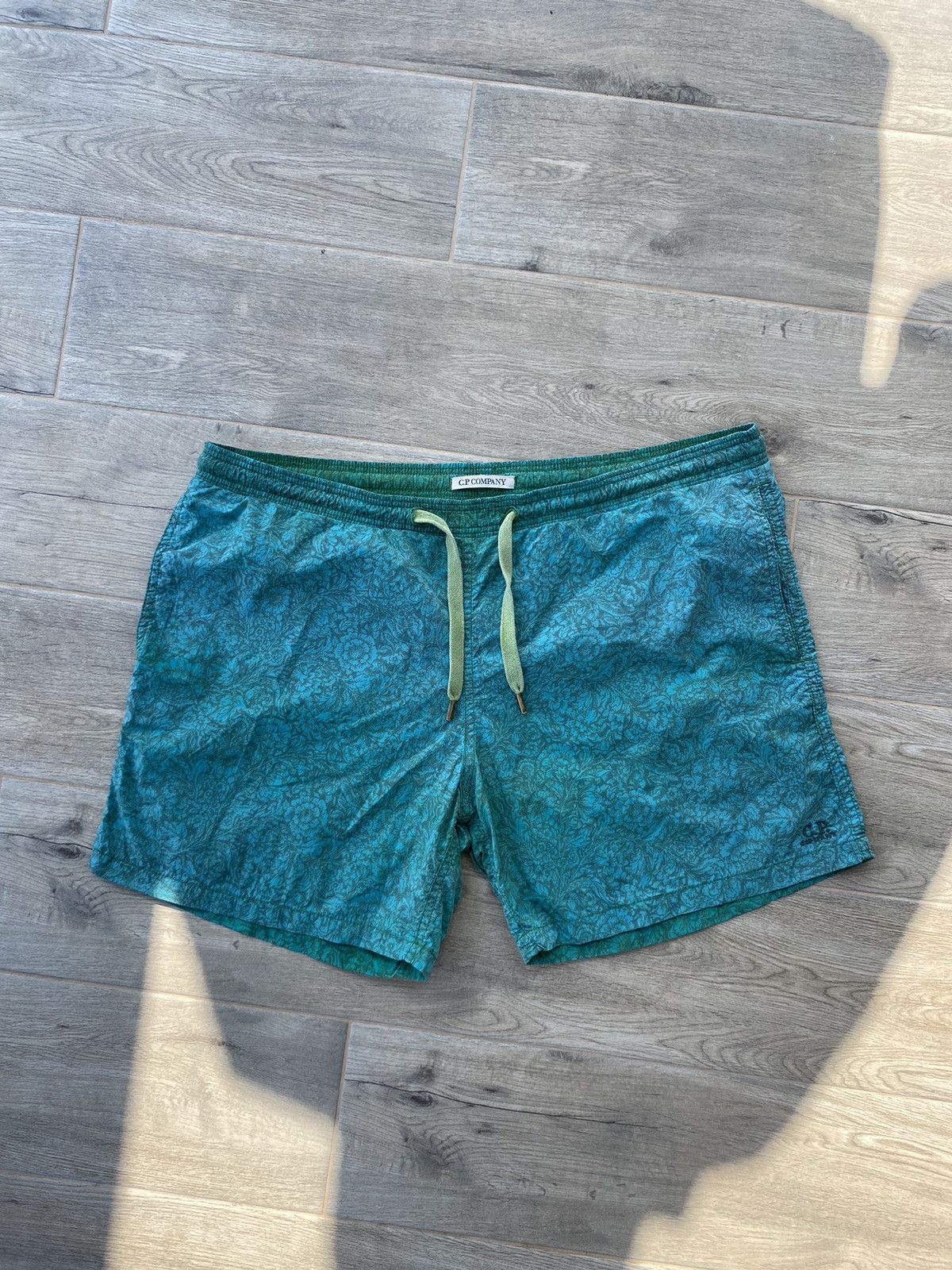C.P. Company Cp Company vintage monogram shorts Size US 34 / EU 50 - 2 Thumbnail