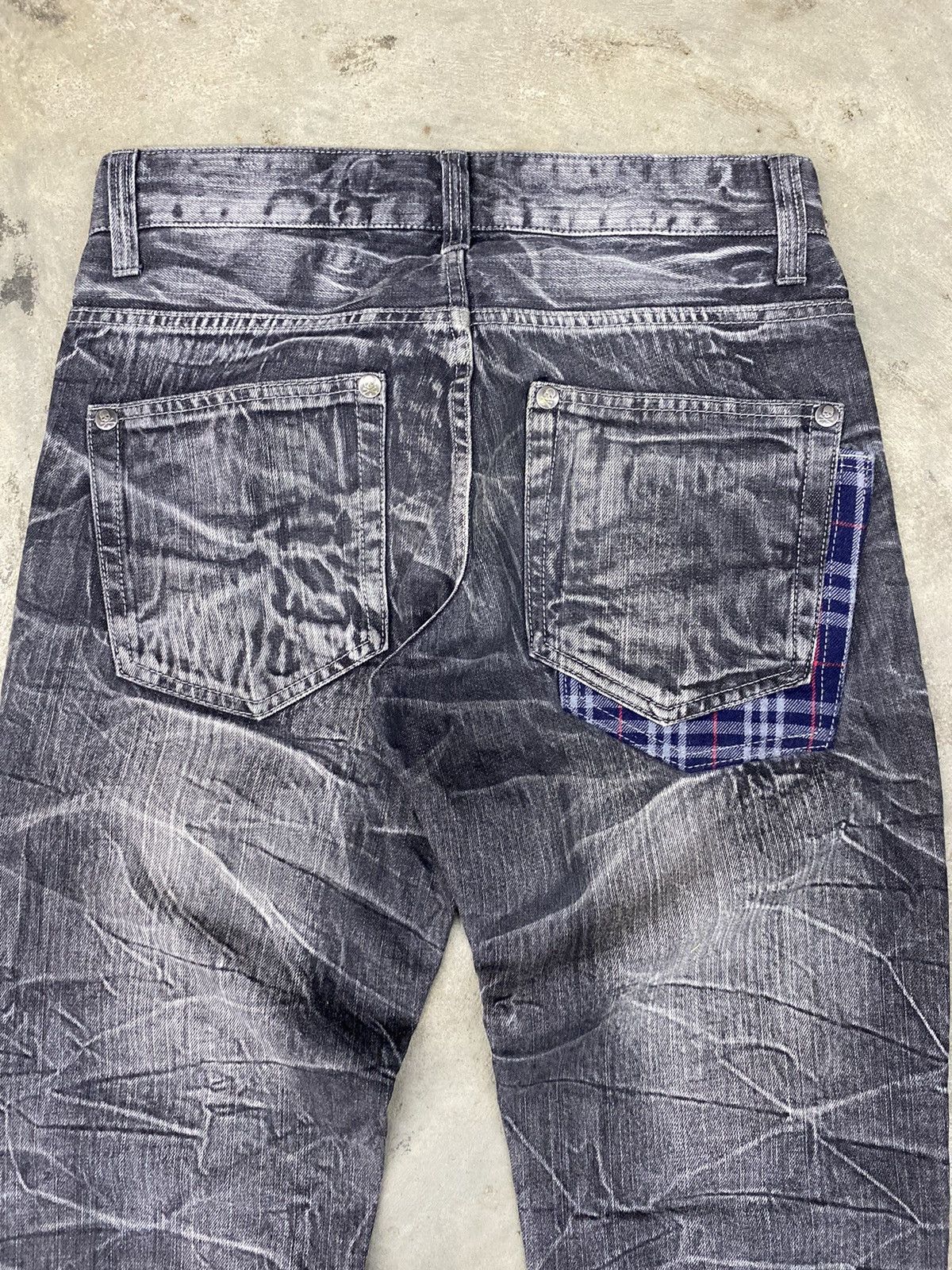 If Six Was Nine japanese brand wild life mud splater jeans undefined Size US 29 - 10 Thumbnail