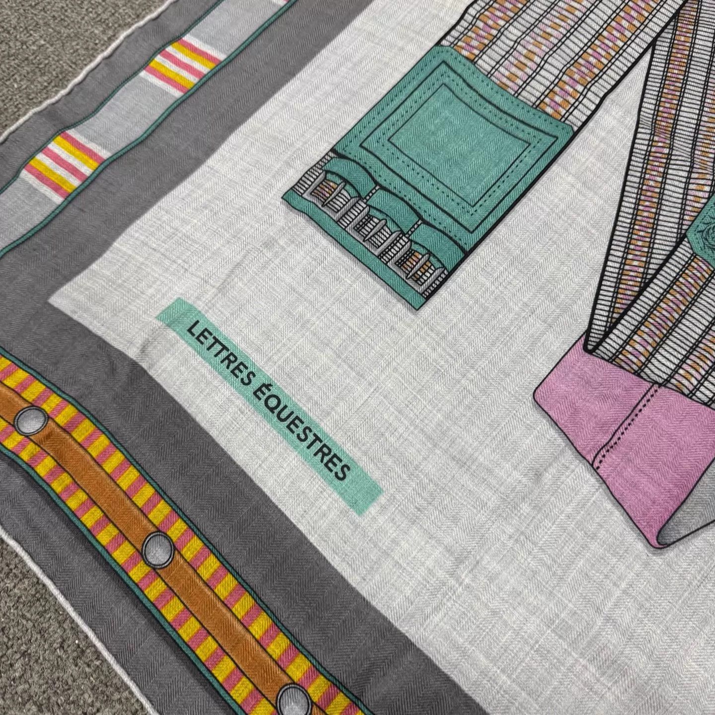 Hermes Hermes Equestrian Keys Cashmere Silk Blend Scarf Gray/Pink Size ONE SIZE - 3 Thumbnail