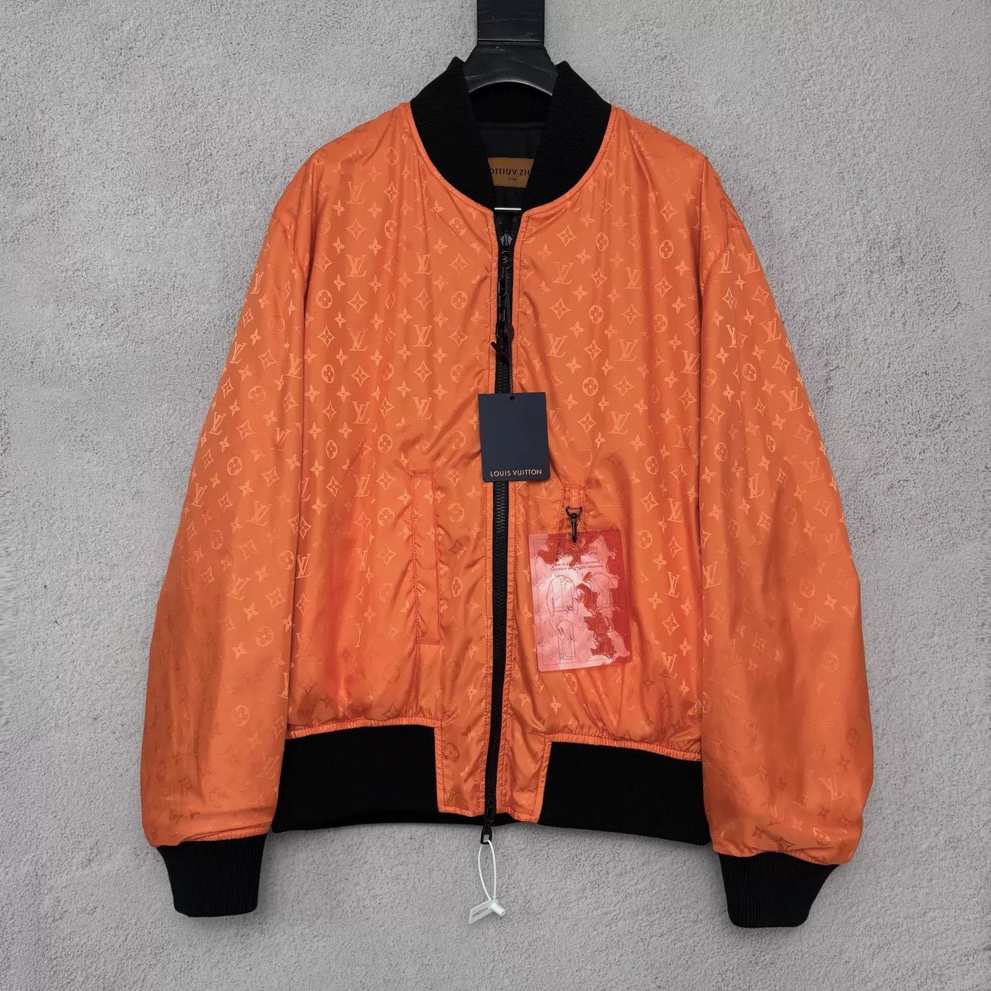 Louis Vuitton LV Reversible Embossed Monogram Padded Jacket Size 52 Size US L / EU 52-54 / 3 - 3 Thumbnail