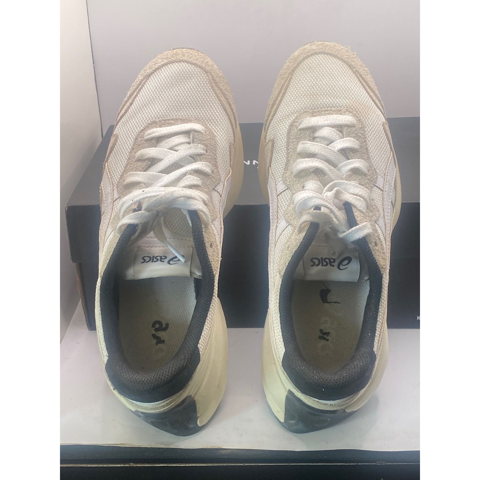 Asics ASICS Jogger X81 'Beige White 1203A346-101 Size M8 W9.5 Size US 8 / IT 38 - 5 Thumbnail