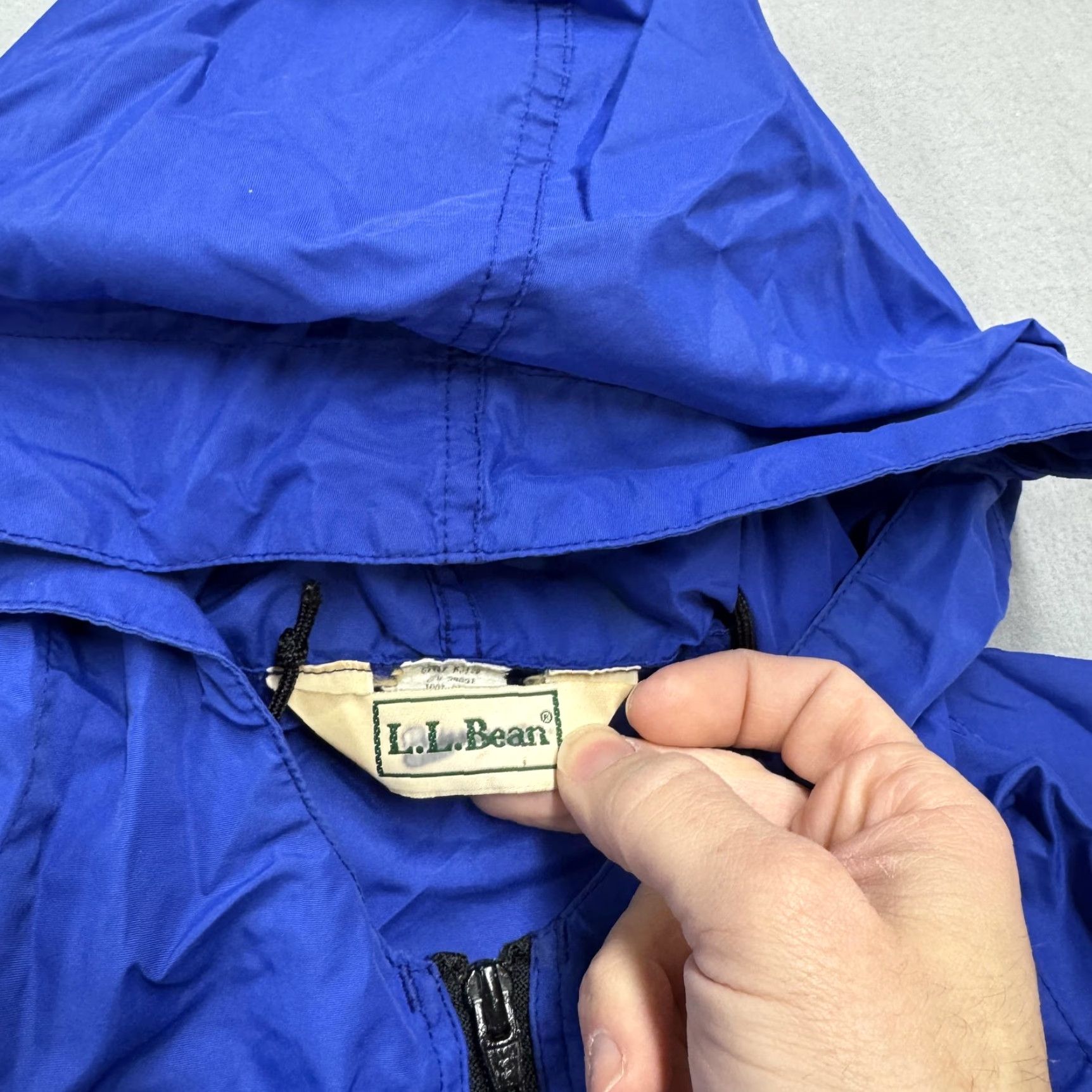 Vintage VINTAGE L.L. Bean Jacket Mens Large Blue Nylon Hooded Anorak Windbreaker 80s Size US L / EU 52-54 / 3 - 2 Thumbnail