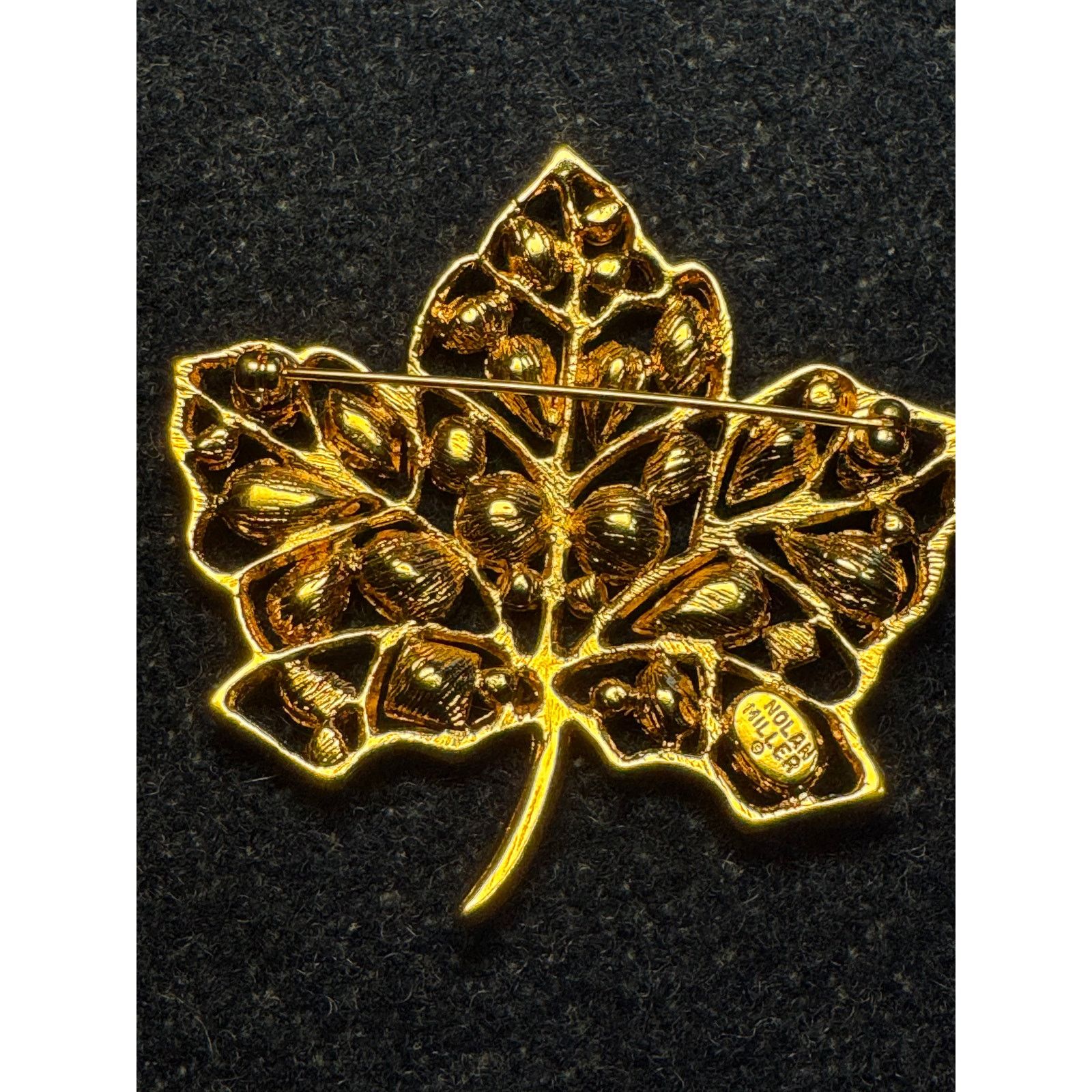 Other Nolan Miller Maple Leaf Rhinestone Statement Brooch Size ONE SIZE - 1 Thumbnail
