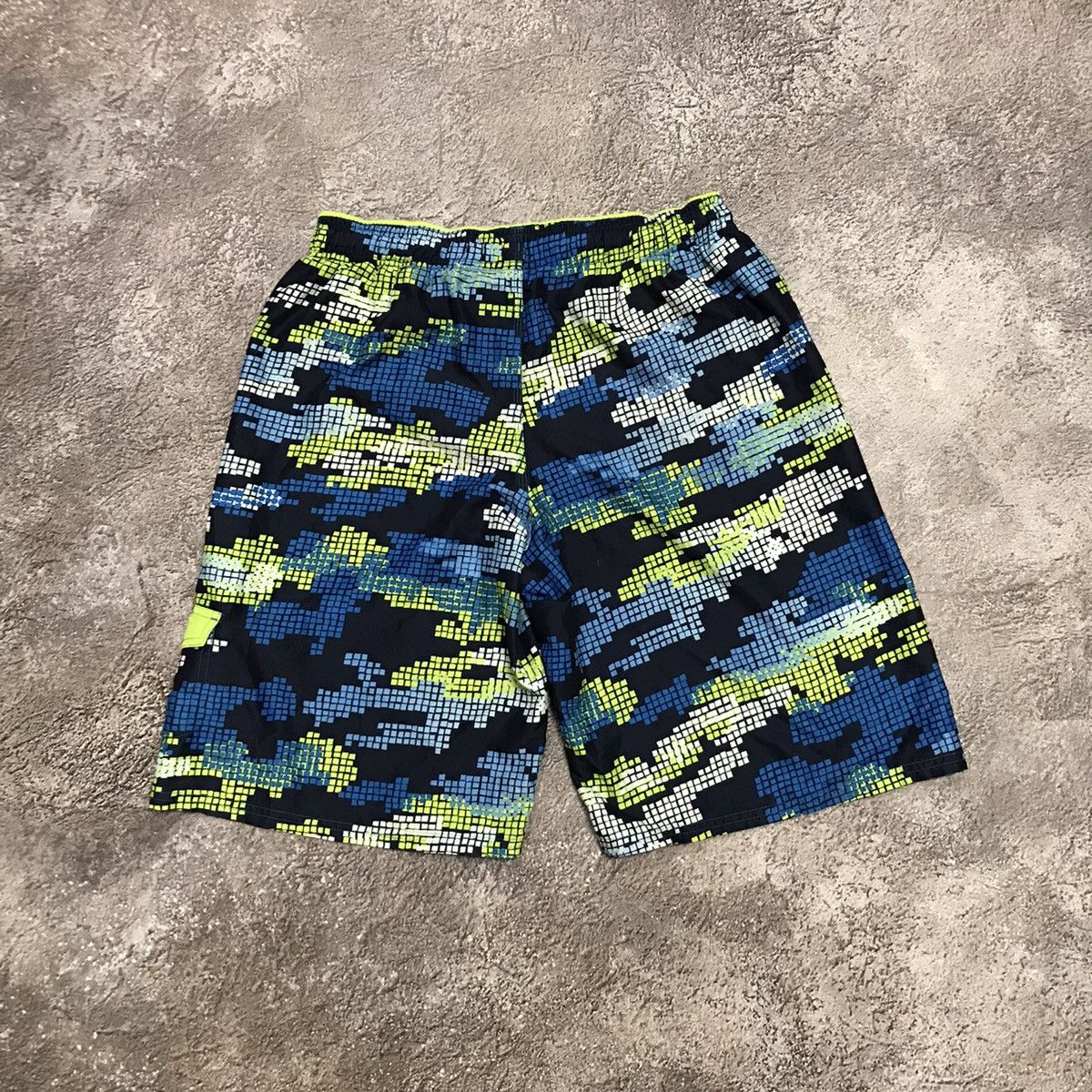 Vintage Y2K Nike Pixel Abstract Baggy Cargo Shorts Skate Bleached 30 Size US 30 / EU 46 - 4 Thumbnail