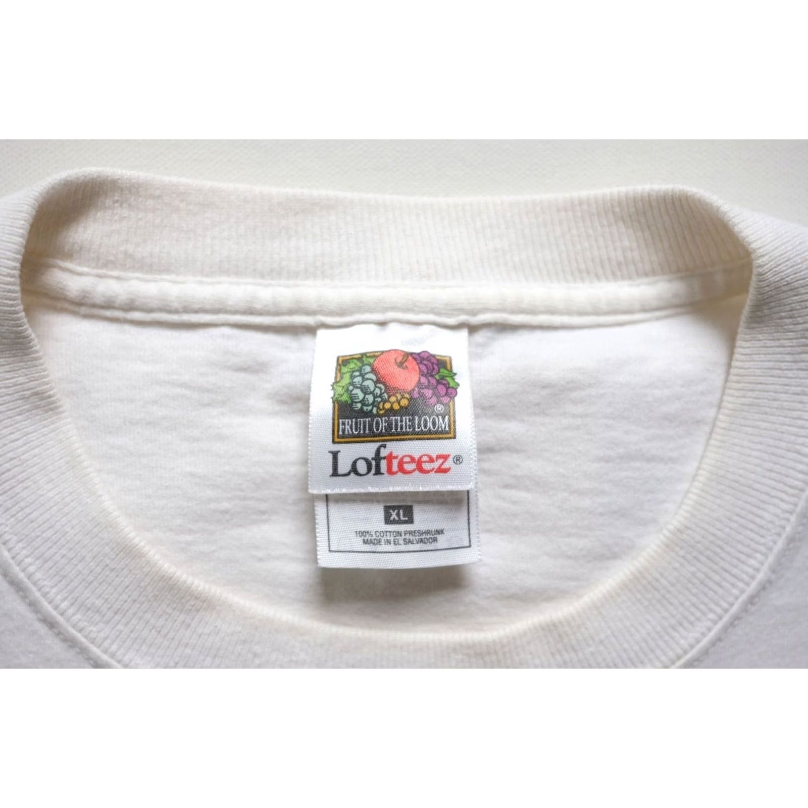 Fruit Of The Loom VINTAGE Fruit of the Loom 90s Monterey Bay California Beach Graphic T Shirt XL White Mens Short Sleeve Crew Neck Size US XL / EU 56 / 4 - 6 Thumbnail
