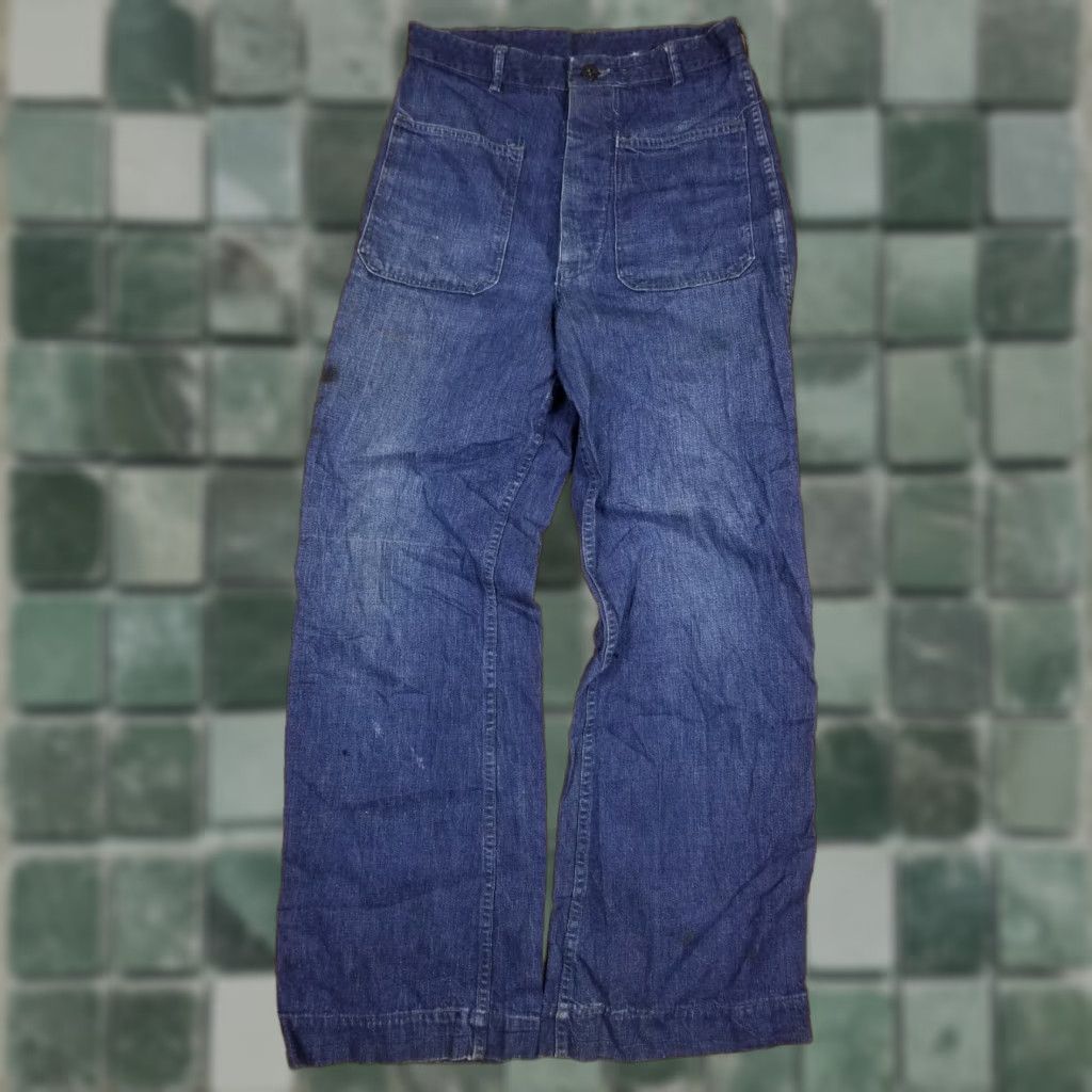 Denime VINTAGE US NAVY DUNGAREE DENIM WORK JEANS PANTS WWII 40s 50s KOREAN WAR SZ 28 BLUE Mens Jeans Size US 28 / EU 44 - 1 Thumbnail