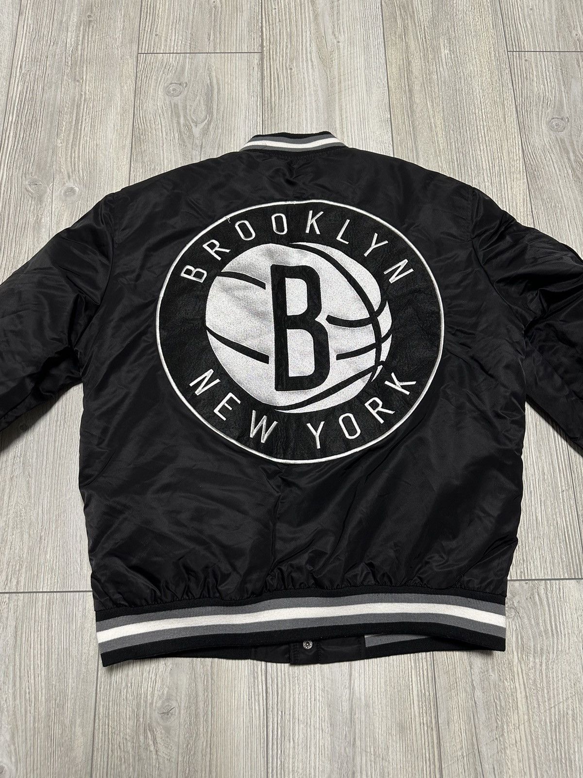 NBA Vintage Brooklyn NBA Durant Nets Varsity Bomber Jacket Size US M / EU 48-50 / 2 - 6 Thumbnail