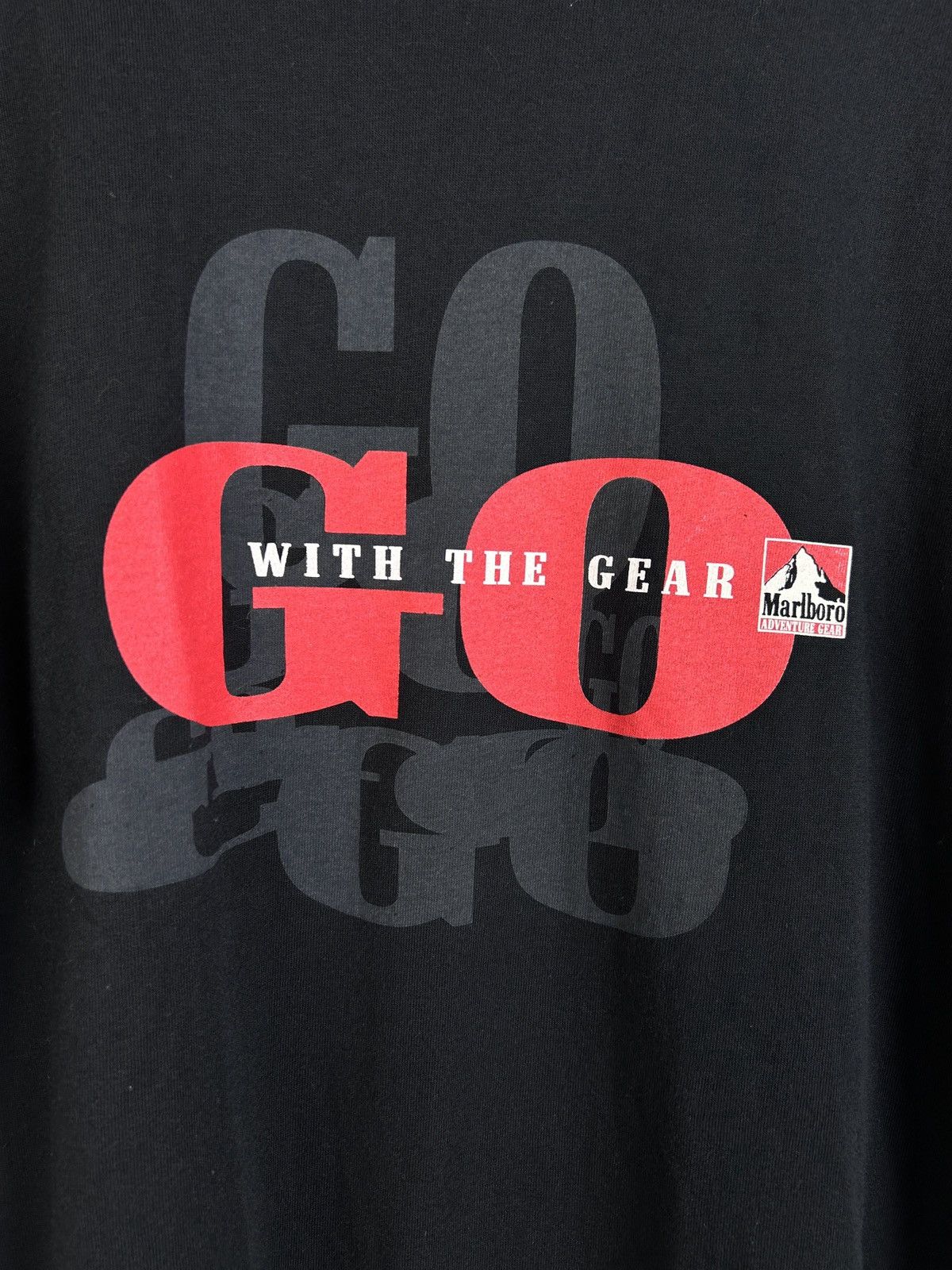 Marlboro 90s Vintage Marlboro Adventure Gear Go With The Gear T-Shirt Size US XL / EU 56 / 4 - 2 Thumbnail