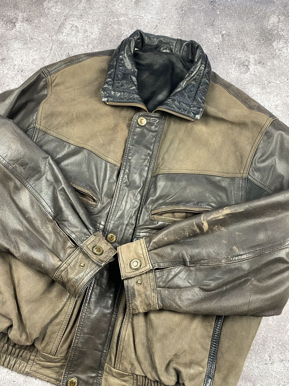 Genuine Leather Vintage Bomber Leather Jacket RIRI zip Avirex Schott 70-80s Size US M / EU 48-50 / 2 - 3 Thumbnail