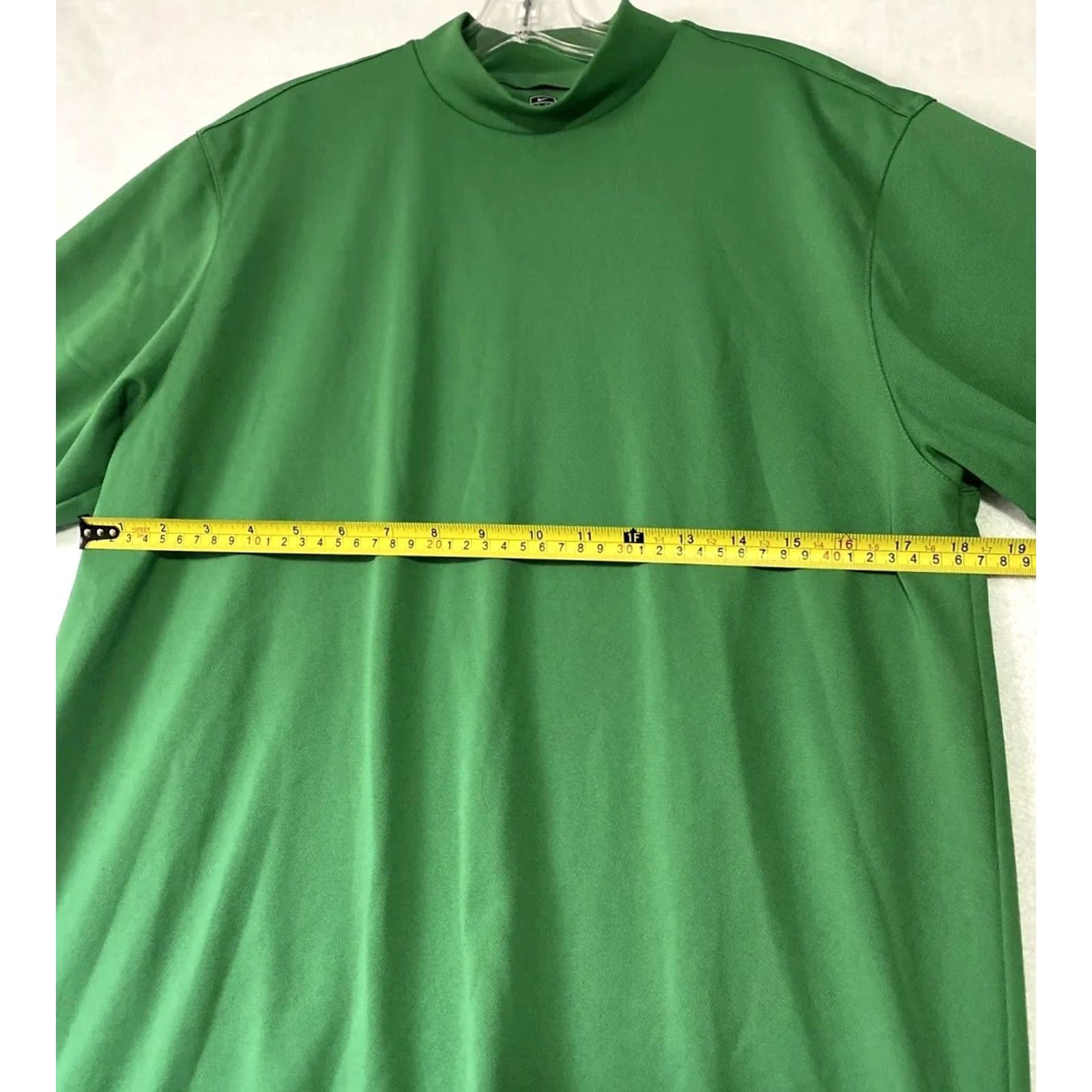 Nike Nike Golf T-Shirt Men’s M Green Dry Fit Swoosh 27-16 Short Sleeve Nike Golf Mens Medium Green 27-16 Size US M / EU 48-50 / 2 - 5 Thumbnail